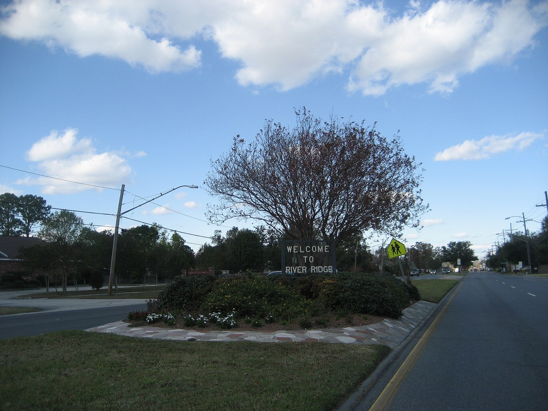 River Ridge, Louisiana. Welcome sign on Jefferson Highway at boundry with Harahan.