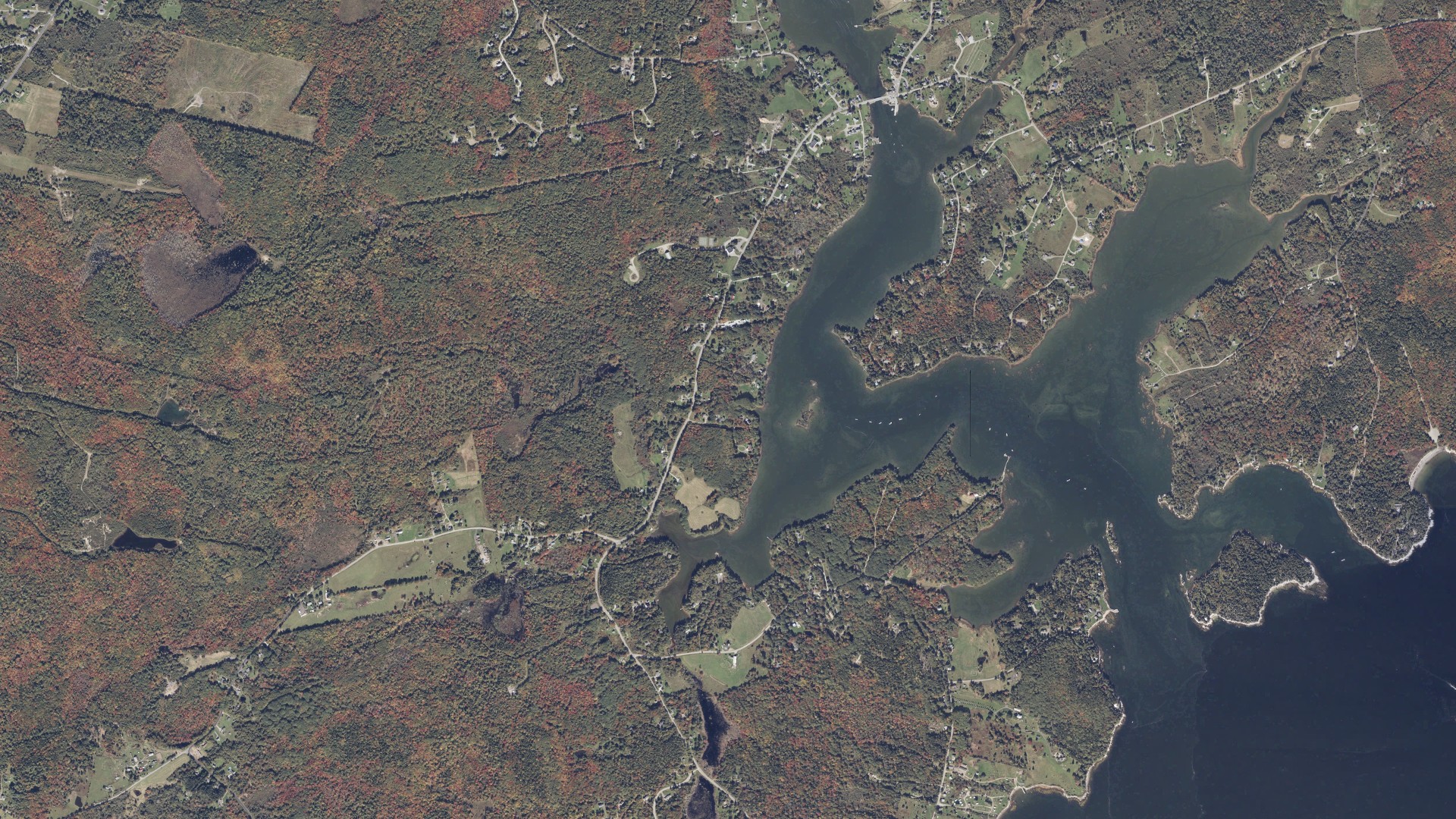 Natural-color aerial photograph of land around South Thomaston, Maine