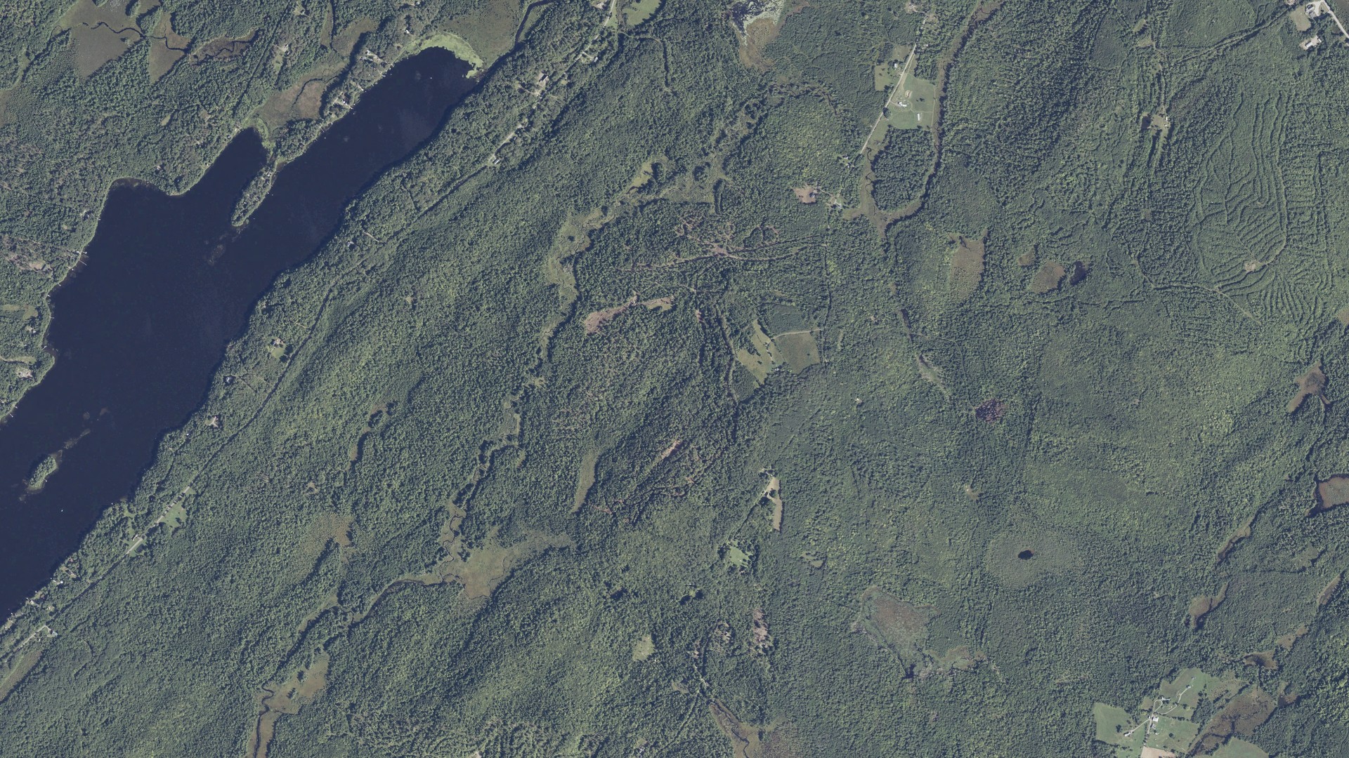 Natural-color aerial photograph of land around Somerville, Maine