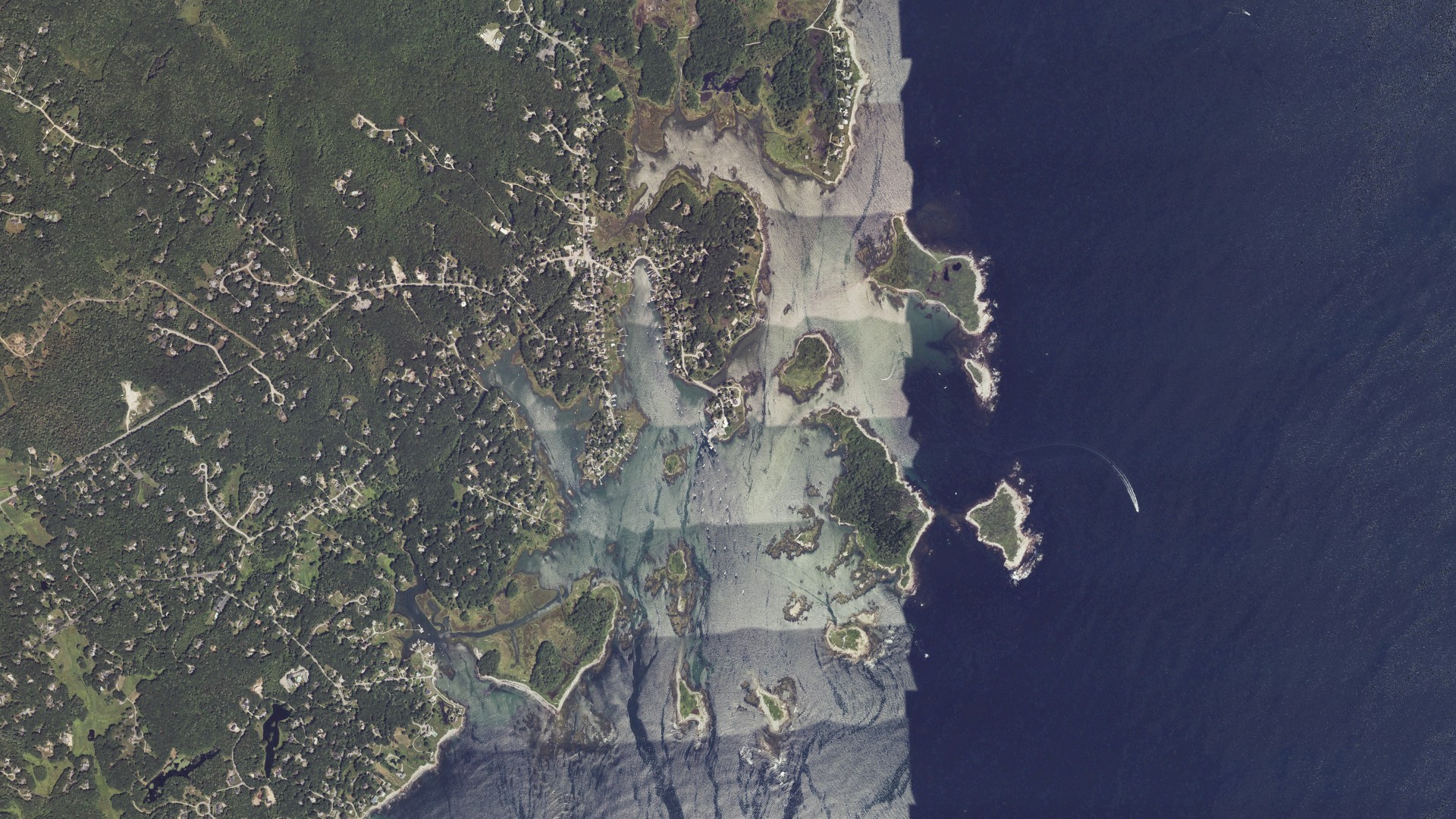 Natural-color aerial photograph of land around Kennebunkport, Maine