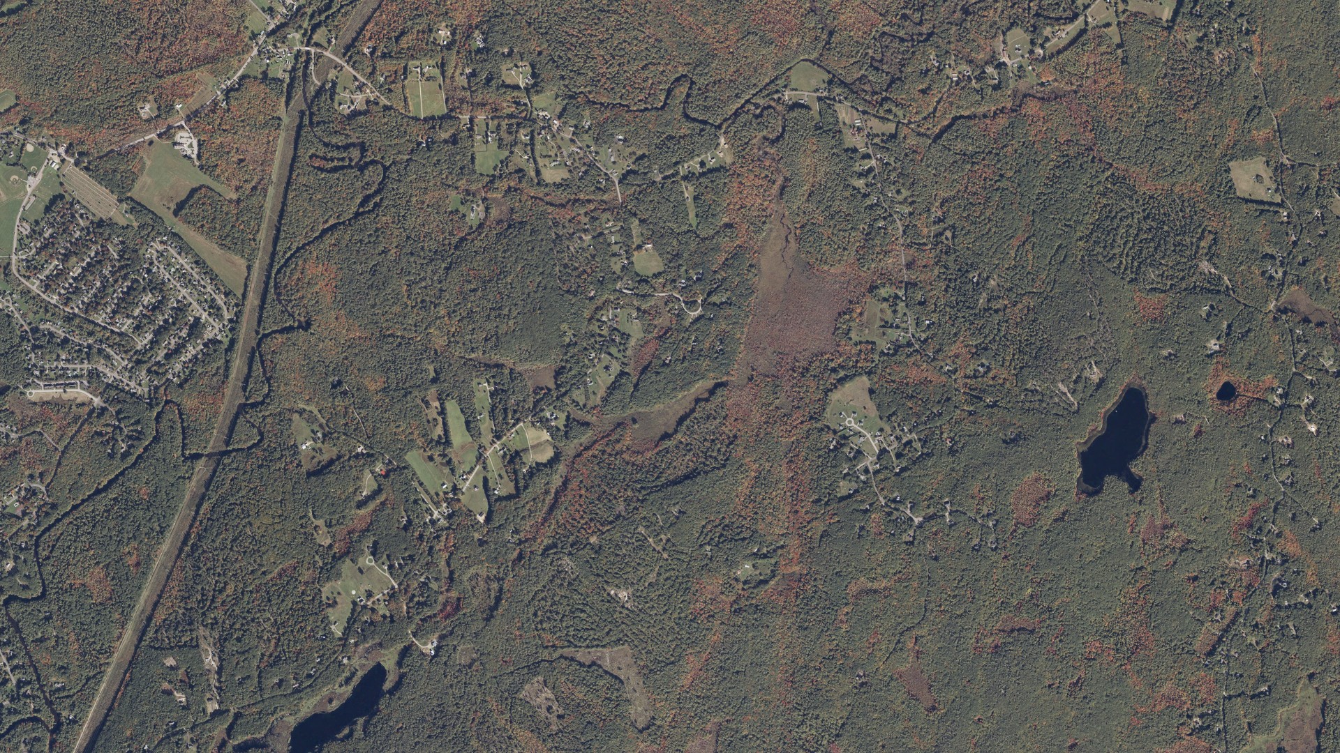 Natural-color aerial photograph of land around South Berwick, Maine