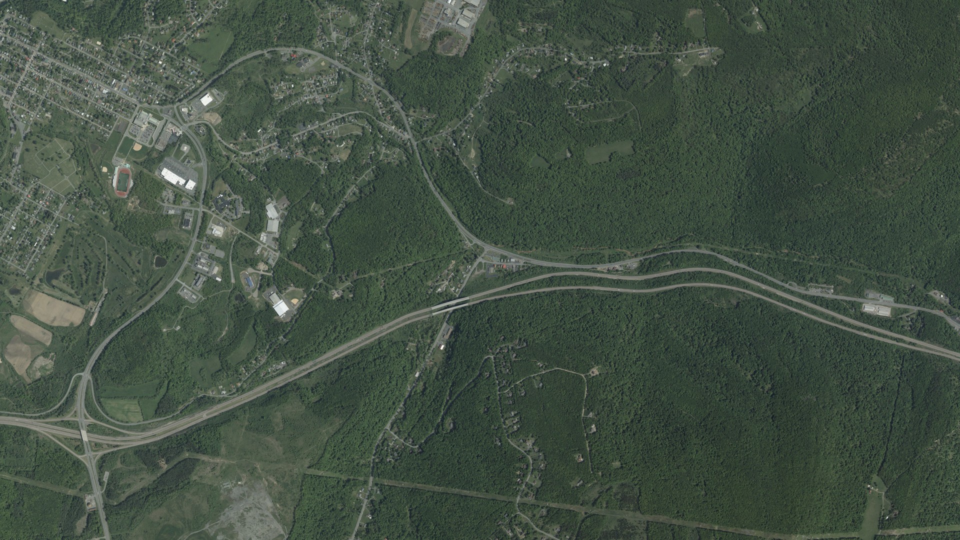 Natural-color aerial photograph of land around Clarysville, Maryland