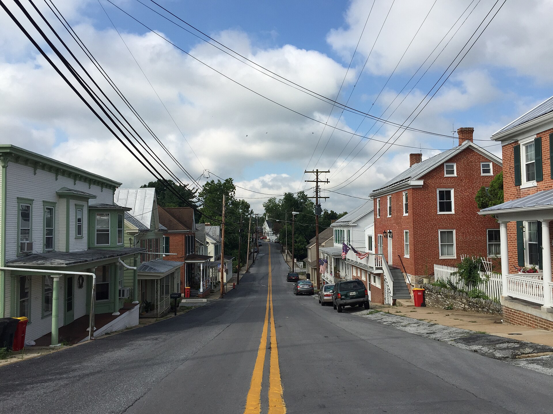 View west along Maryland State Route 845 (Main Street) between Park Lane and Antietam Drive in Keedysville, Washington County, Maryland