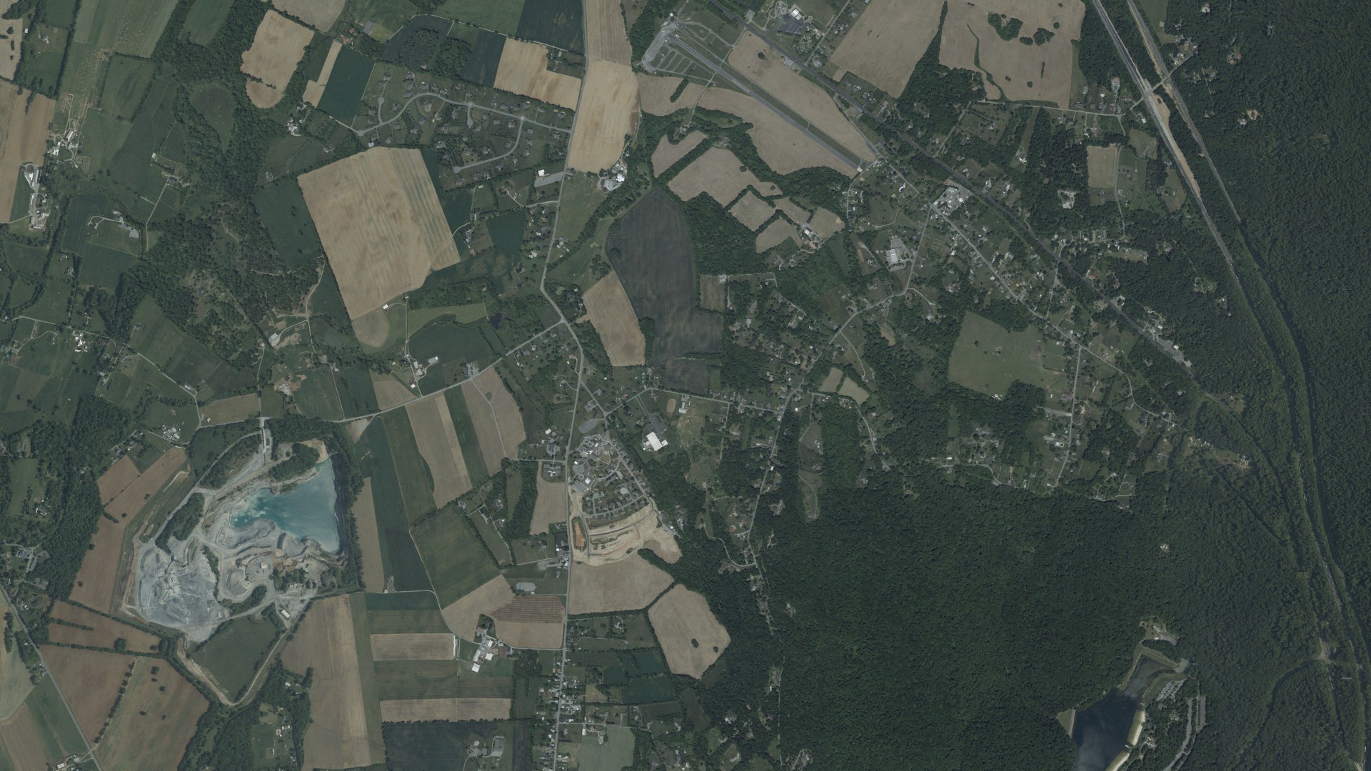 Natural-color aerial photograph of land around San Mar, Maryland