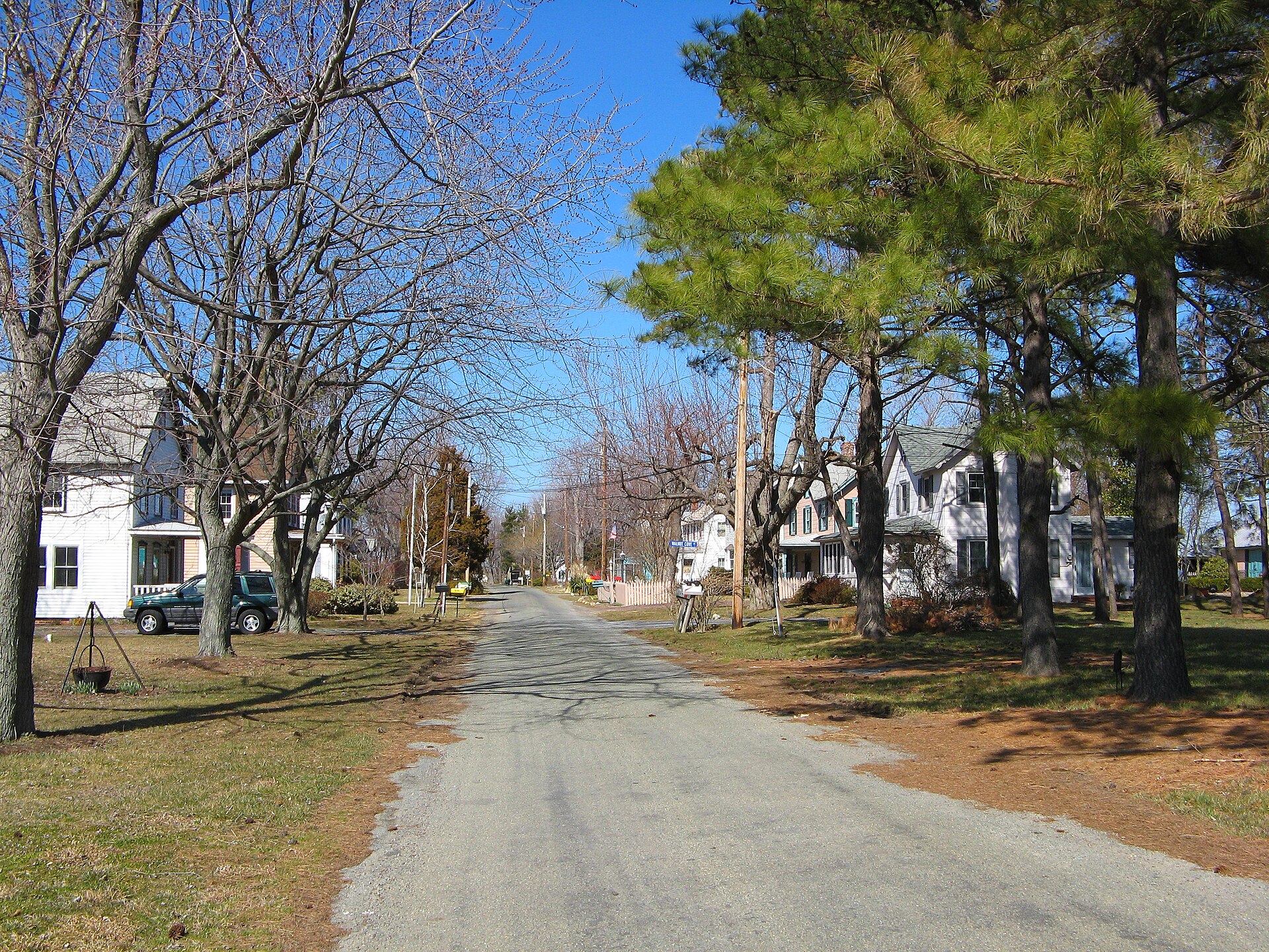 Residential street on Tilghman Island, MD Residential street on Tilghman Island, MD — Maryland
