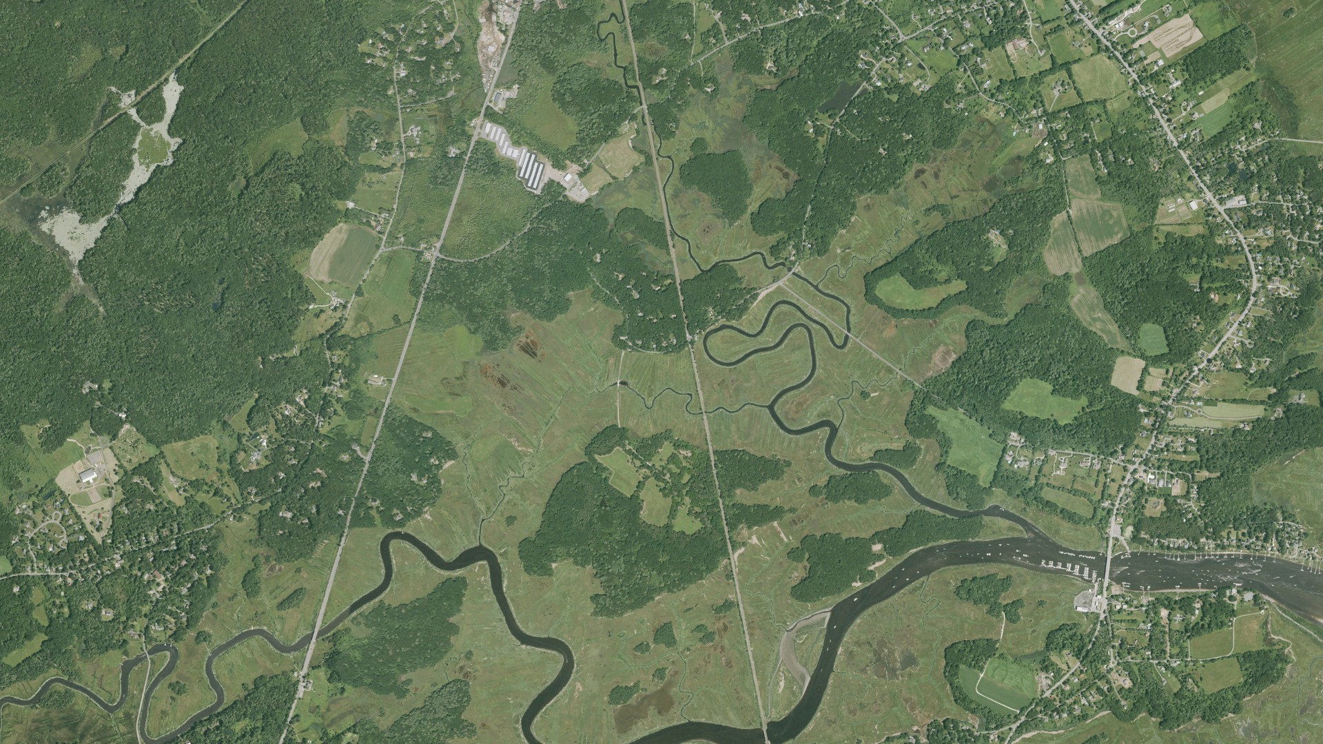 Natural-color aerial photograph of land around Newbury, Massachusetts