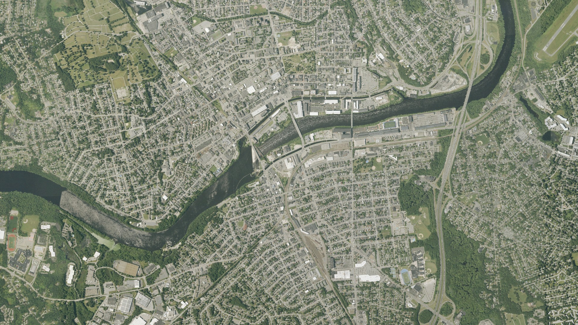 Natural-color aerial photograph of land around Lawrence, Massachusetts
