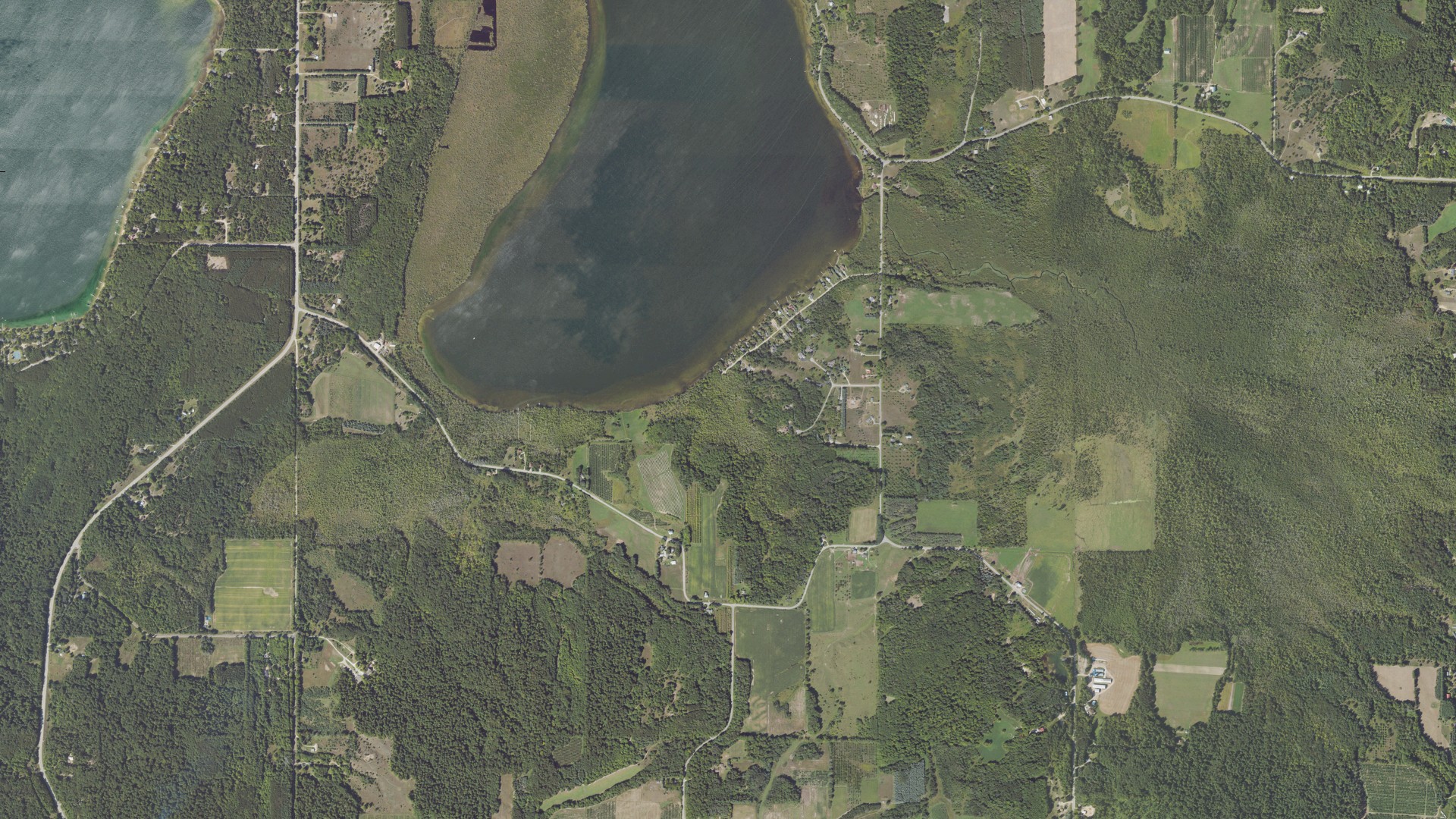 Natural-color aerial photograph of land around Blaine, Michigan