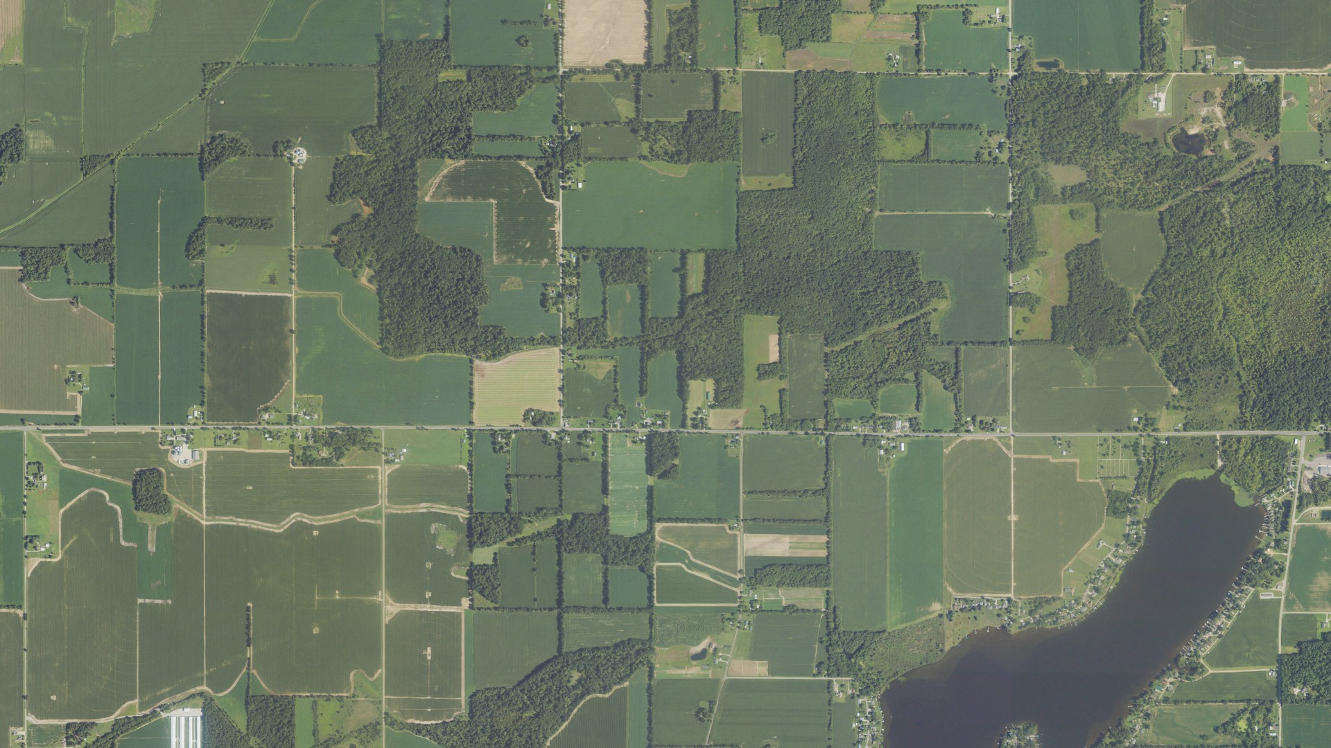 Natural-color aerial photograph of land around Matteson, Michigan