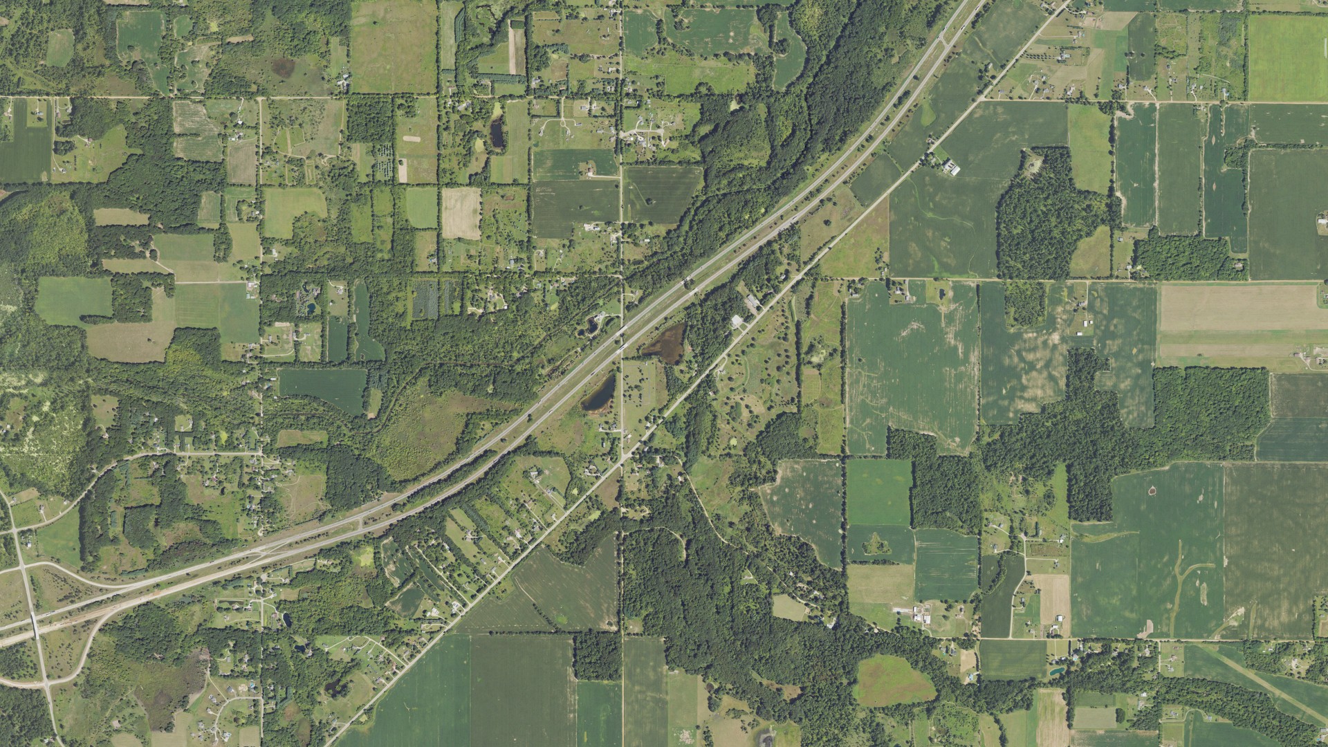 Natural-color aerial photograph of land around Walton, Michigan
