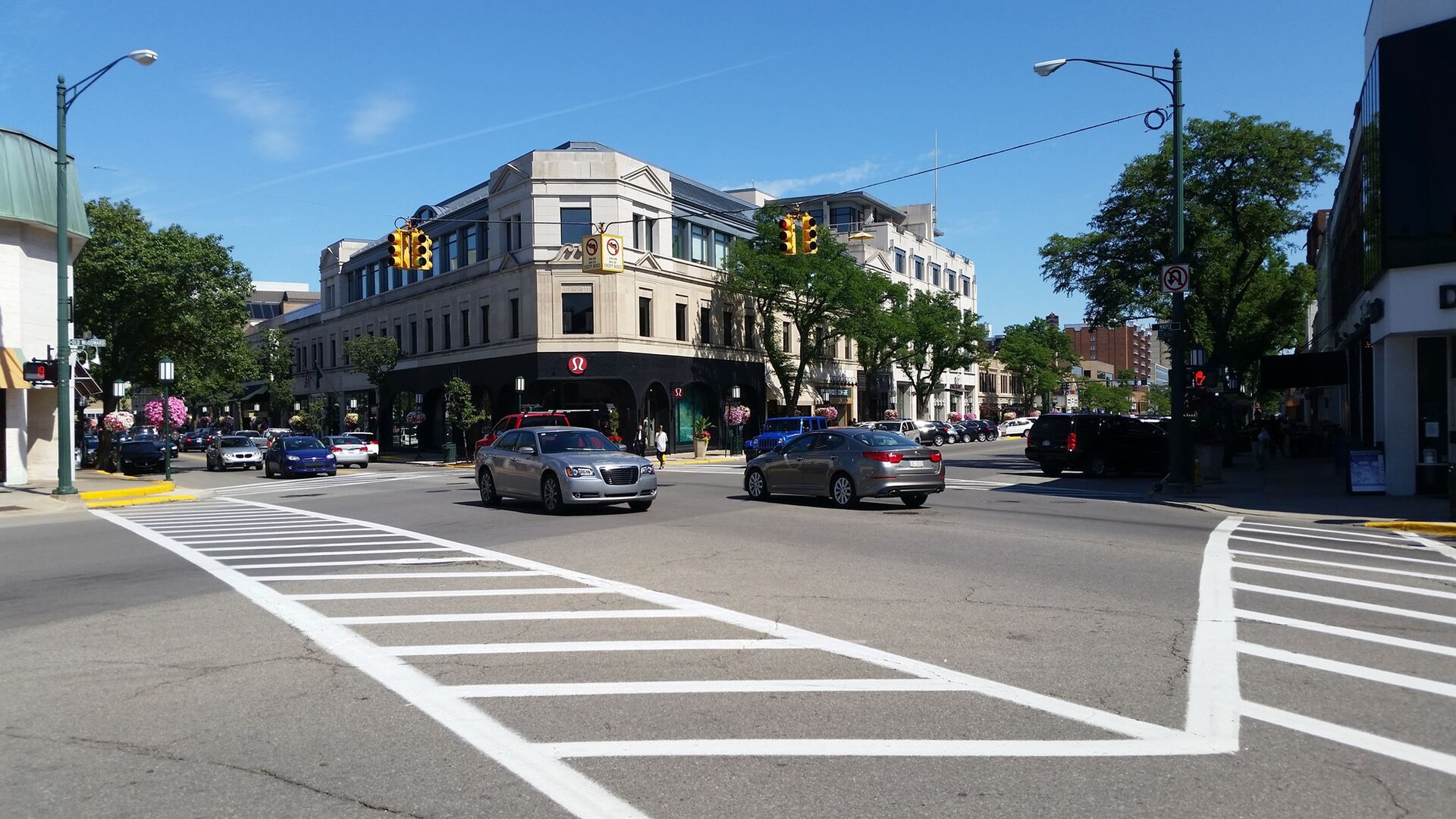 Birmingham's traditional street-side shopping district. — Michigan