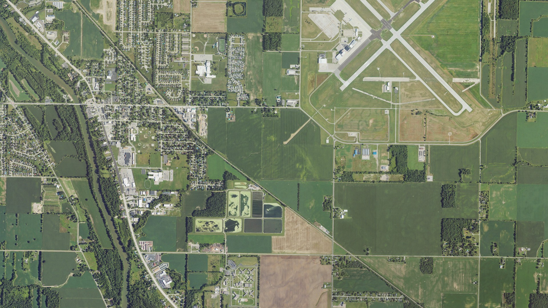 Aerial view of land around Tittabawassee, Michigan