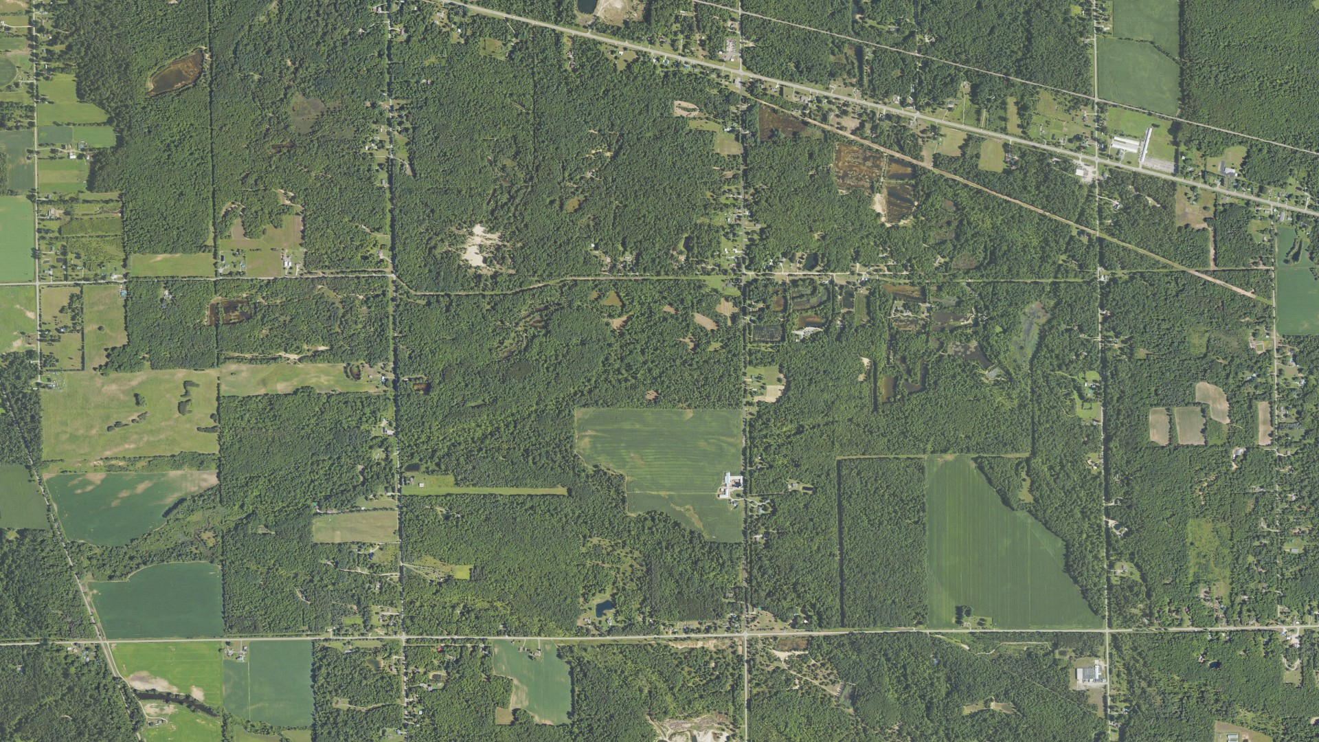 Aerial view of land around Vassar, Michigan