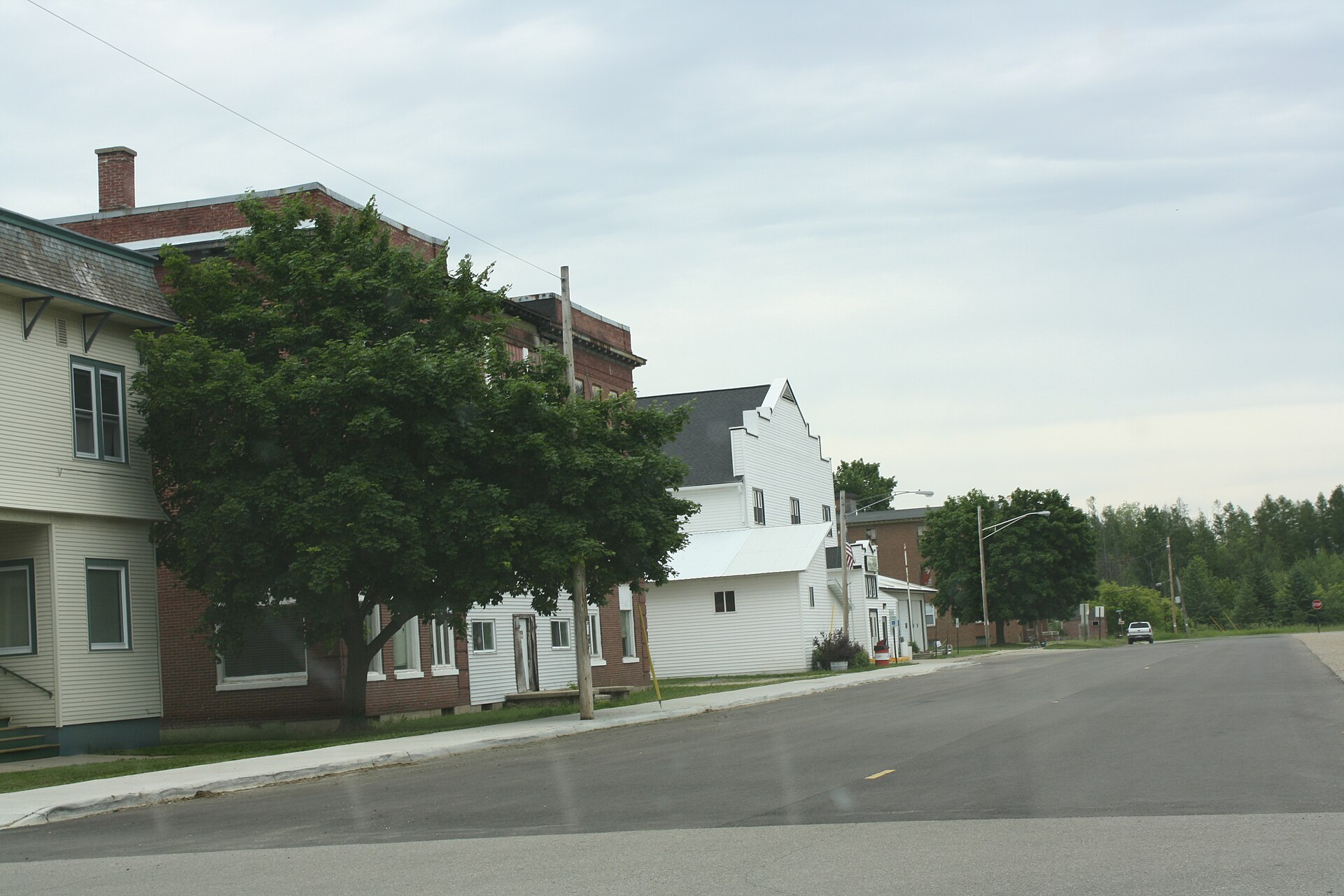 Looking east at downtown w:Hermansville, Michigan.