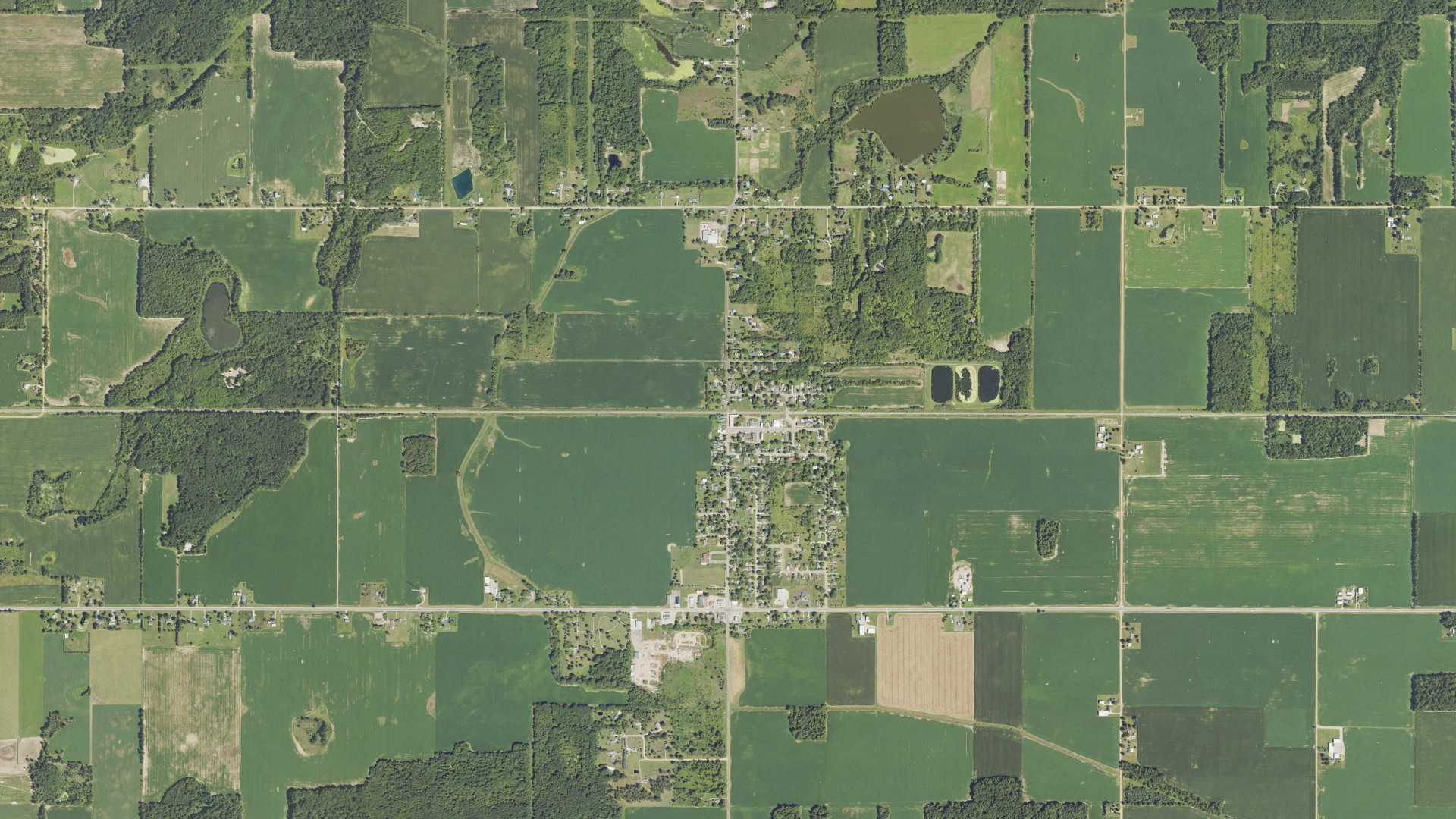 Natural-color aerial photograph of land around Mulliken, Michigan