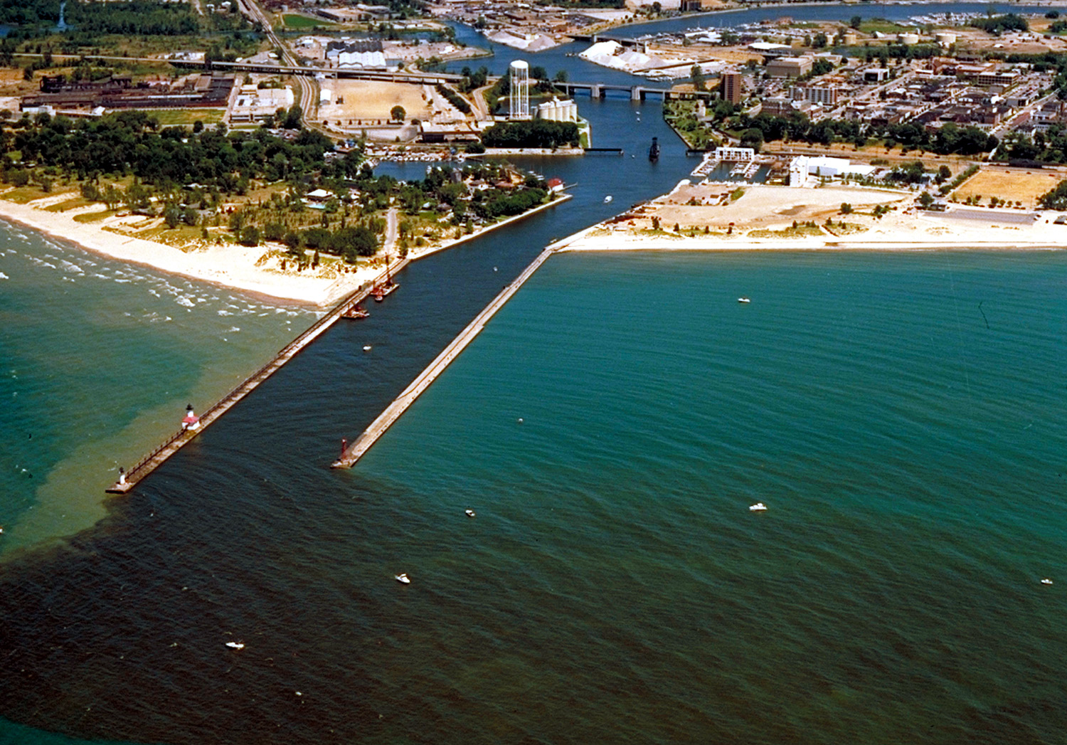 The shore and river outlet at St. Joseph, Michigan, USA. The St. Joseph River flows into Lake Michigan through the city of the same name.