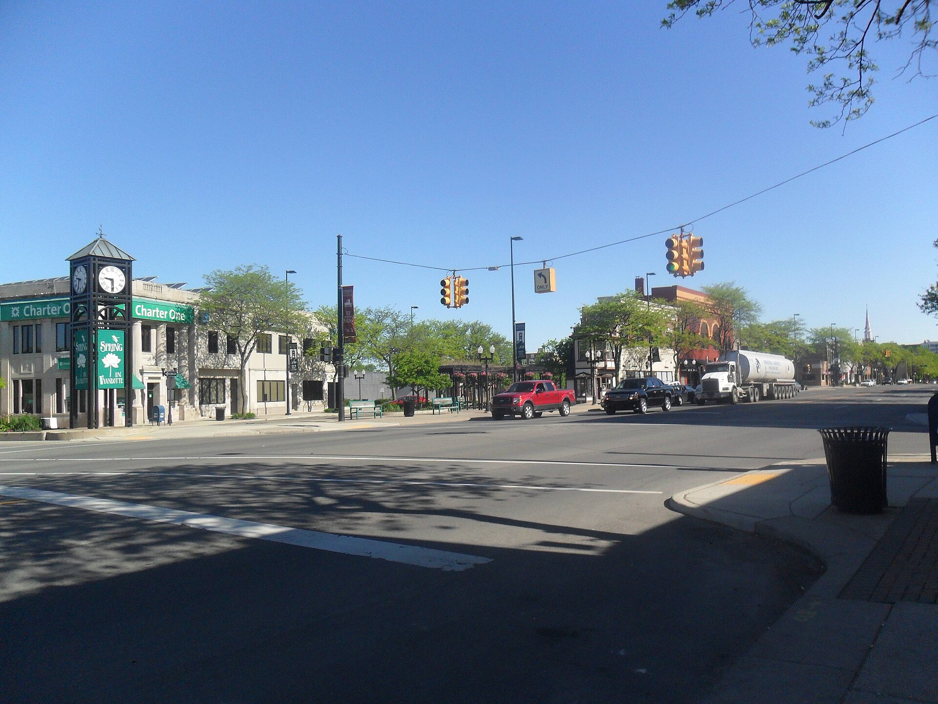Downtown Wyandotte. Taken by me on May 23, 2014. — Michigan