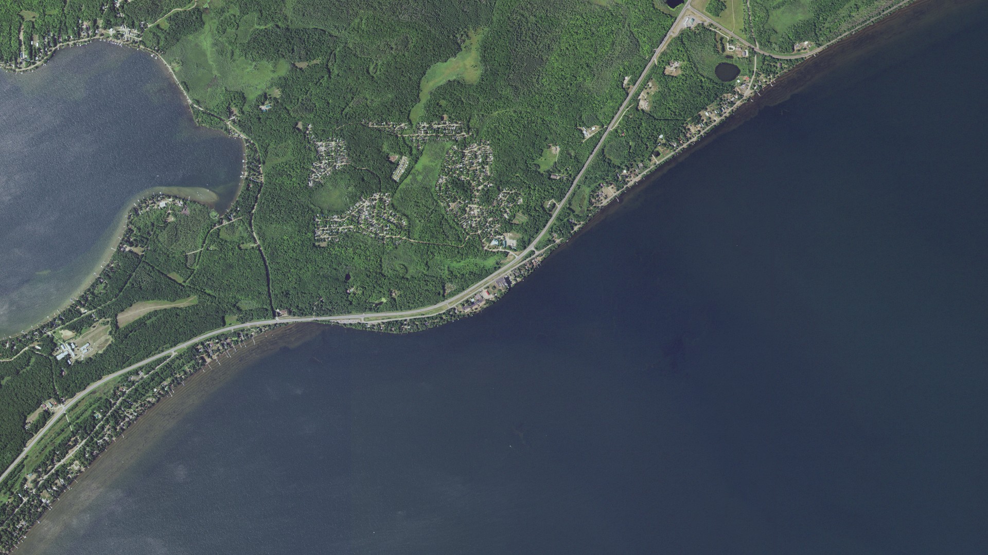 Natural-color aerial photograph of land around Hazelton, Minnesota