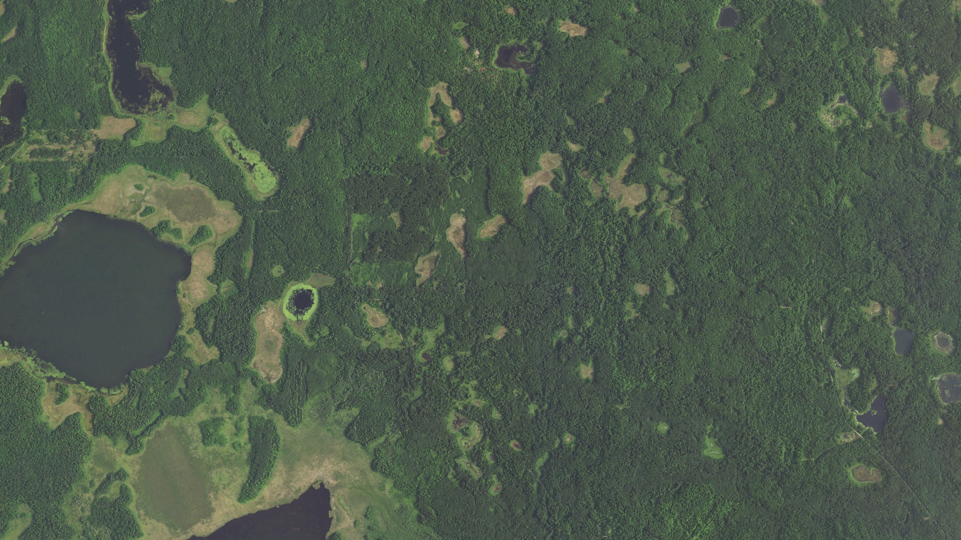 Aerial view of land around Eagle View, Minnesota