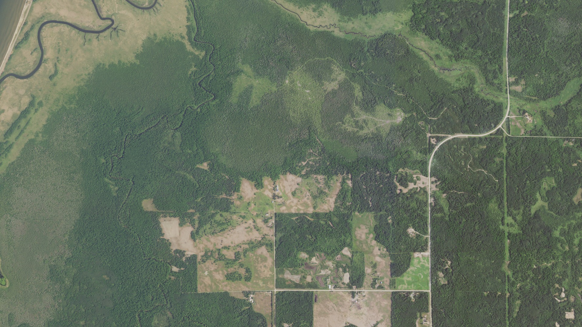 Natural-color aerial photograph of land around Quiring, Minnesota