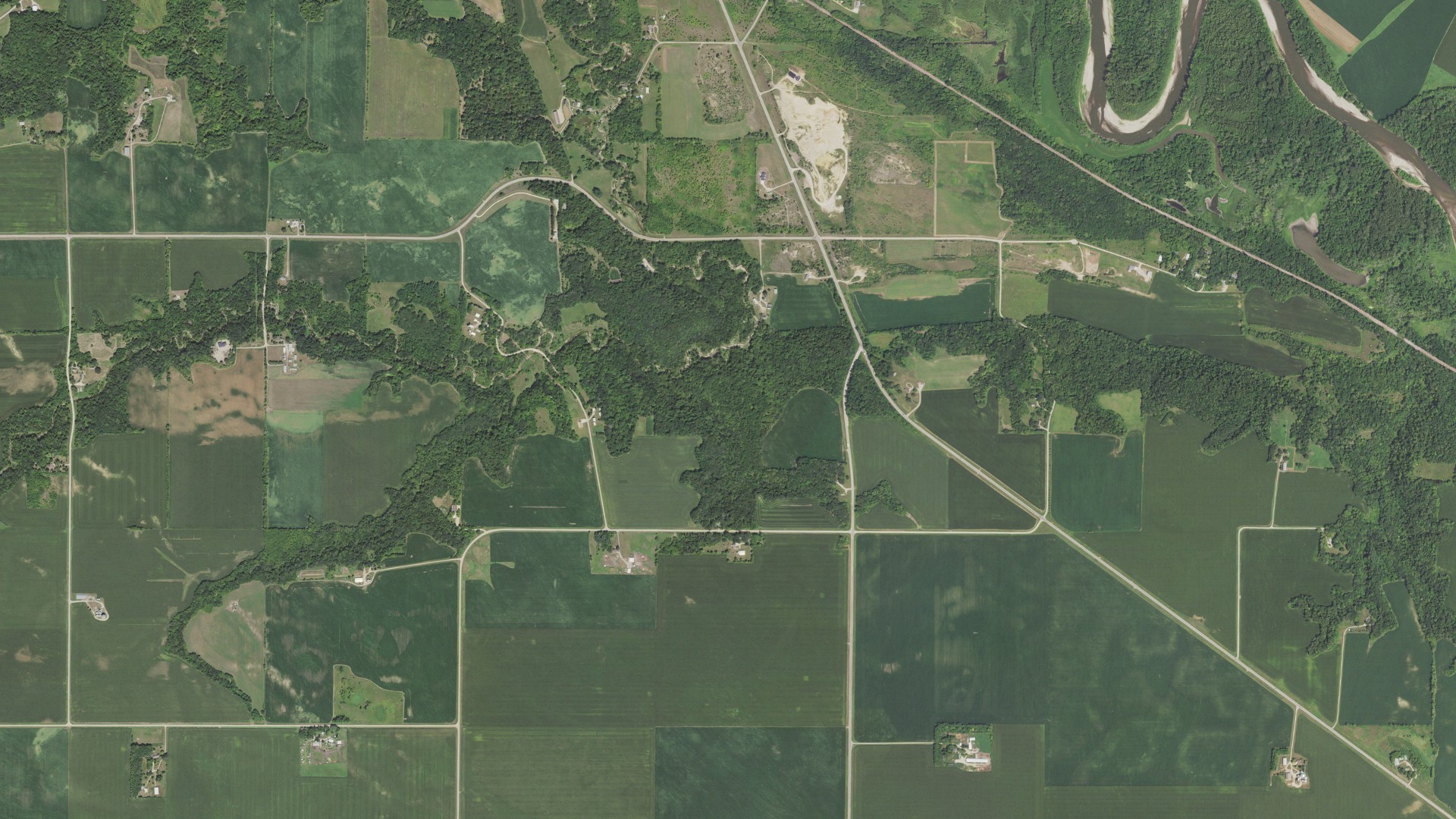 Natural-color aerial photograph of land around Cambria, Minnesota