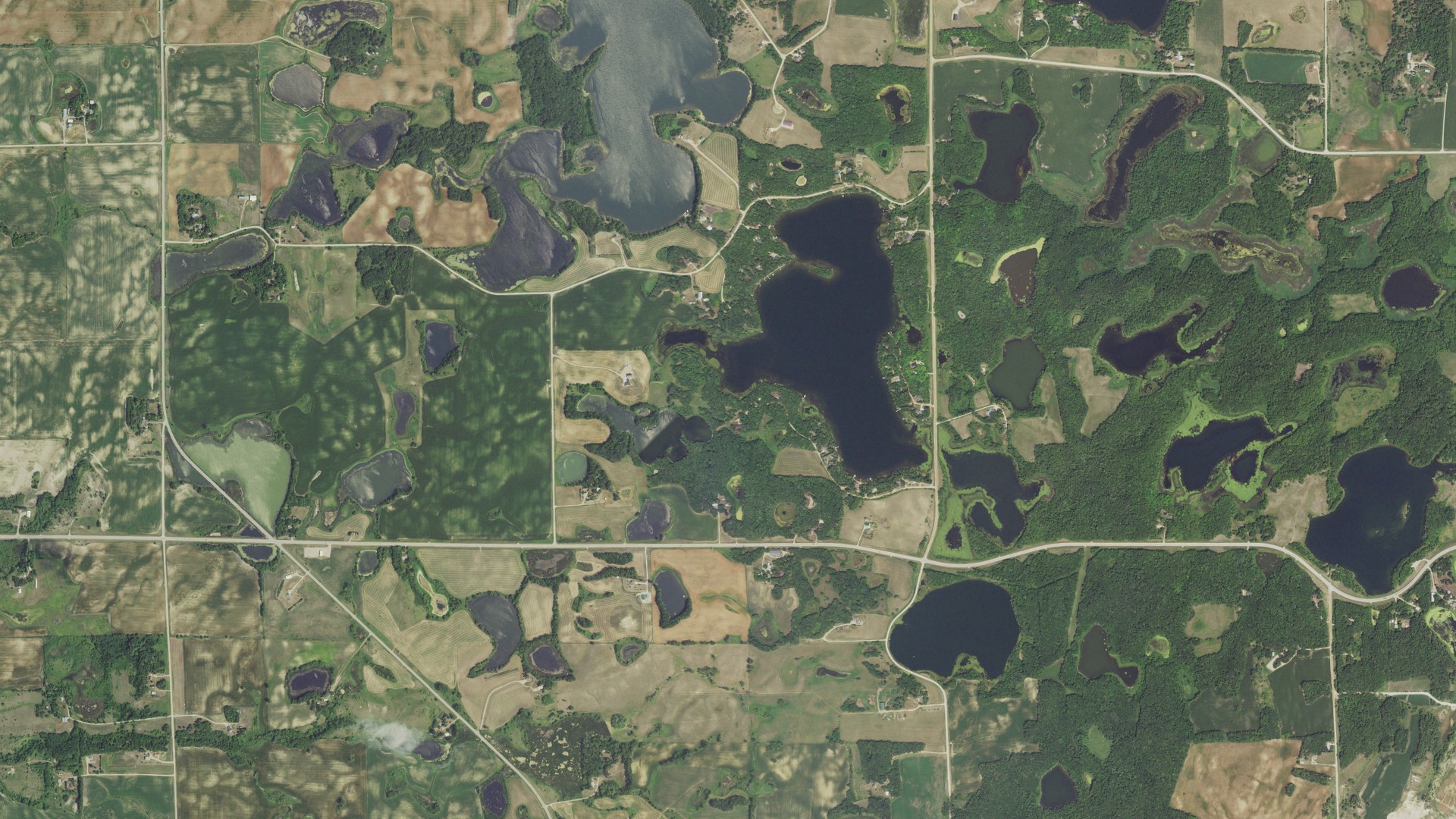 Natural-color aerial photograph of land around Parke, Minnesota