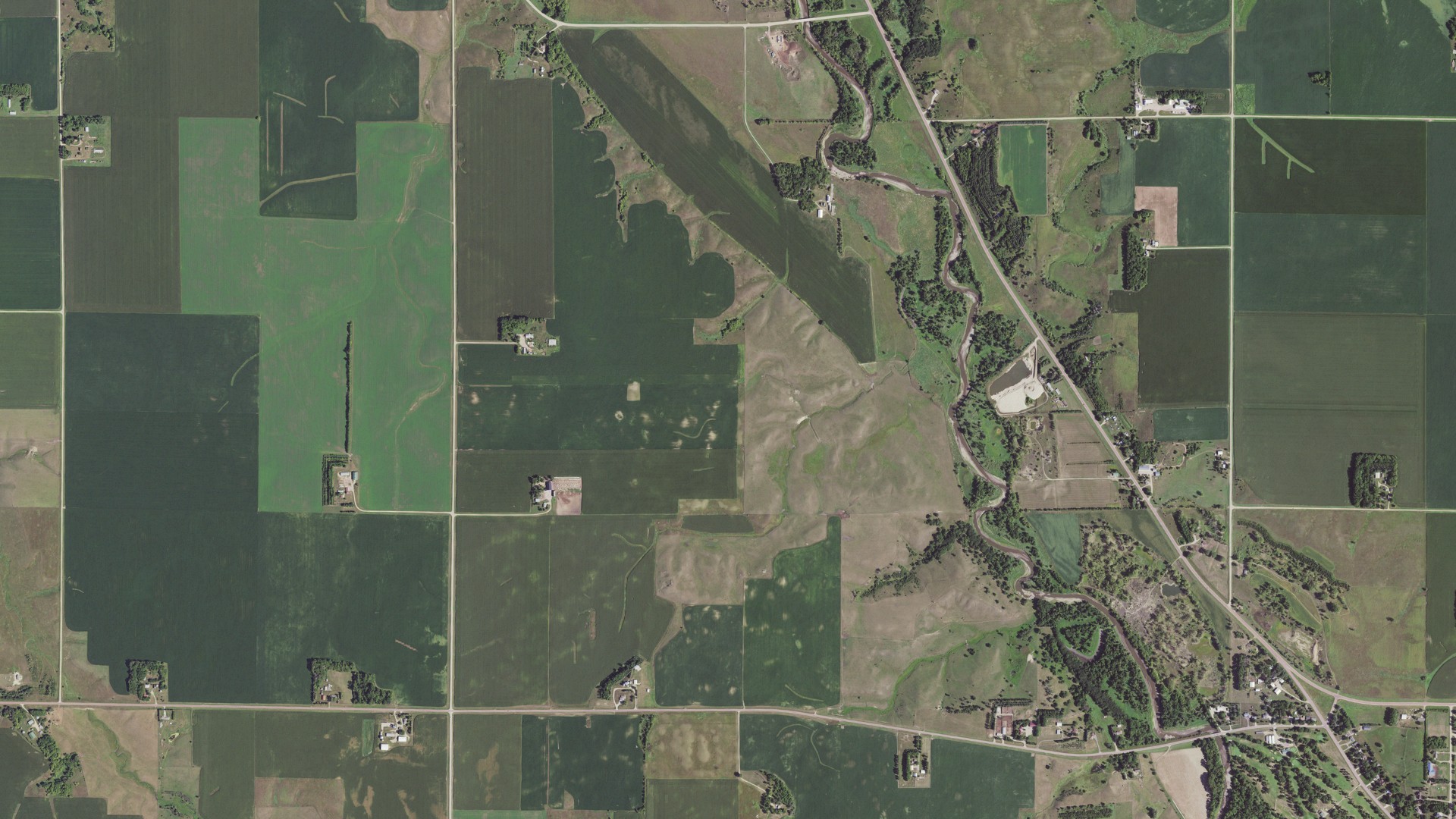 Natural-color aerial photograph of land around Great Bend, Minnesota