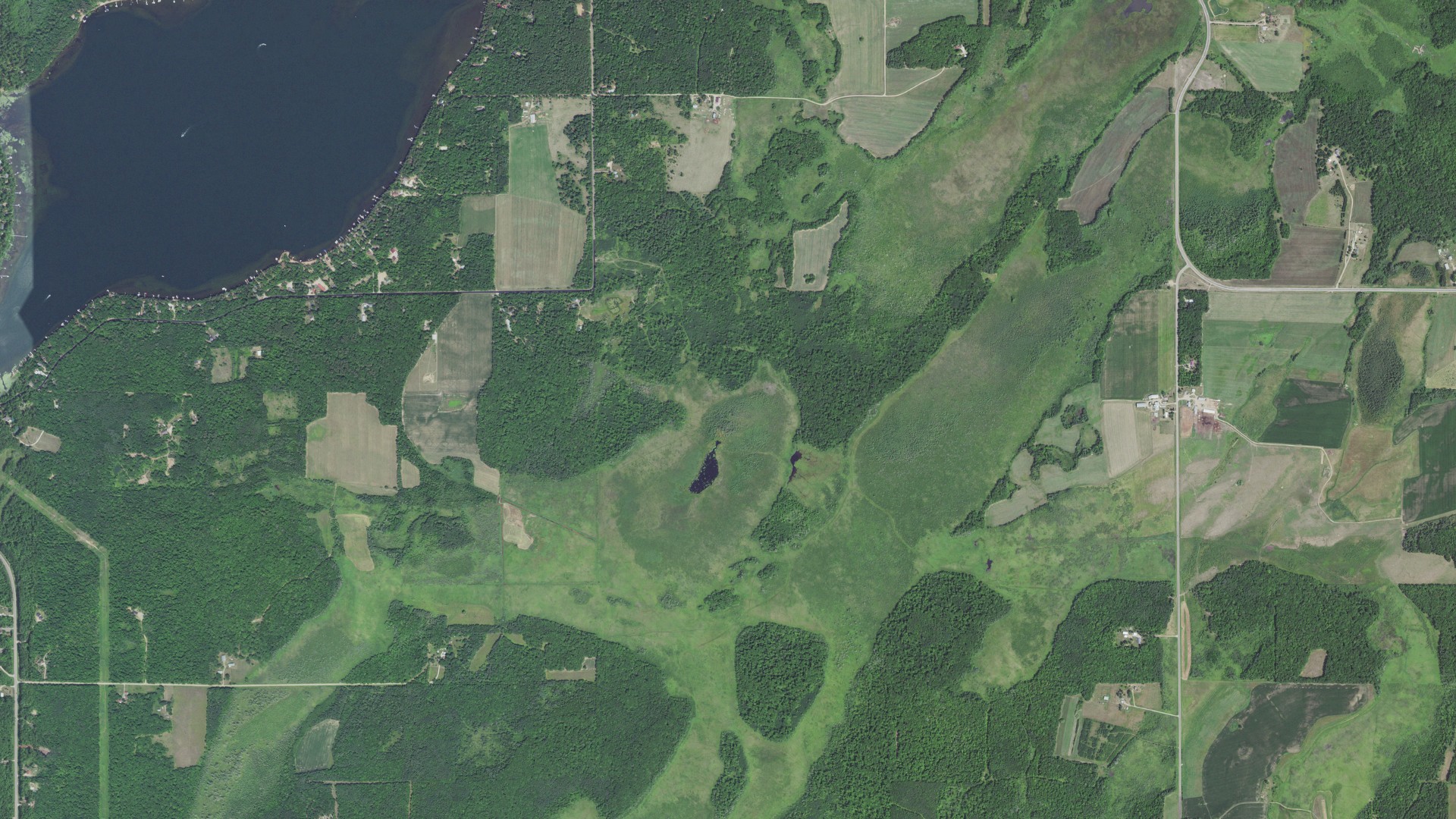 Aerial view of land around Maple Grove, Minnesota