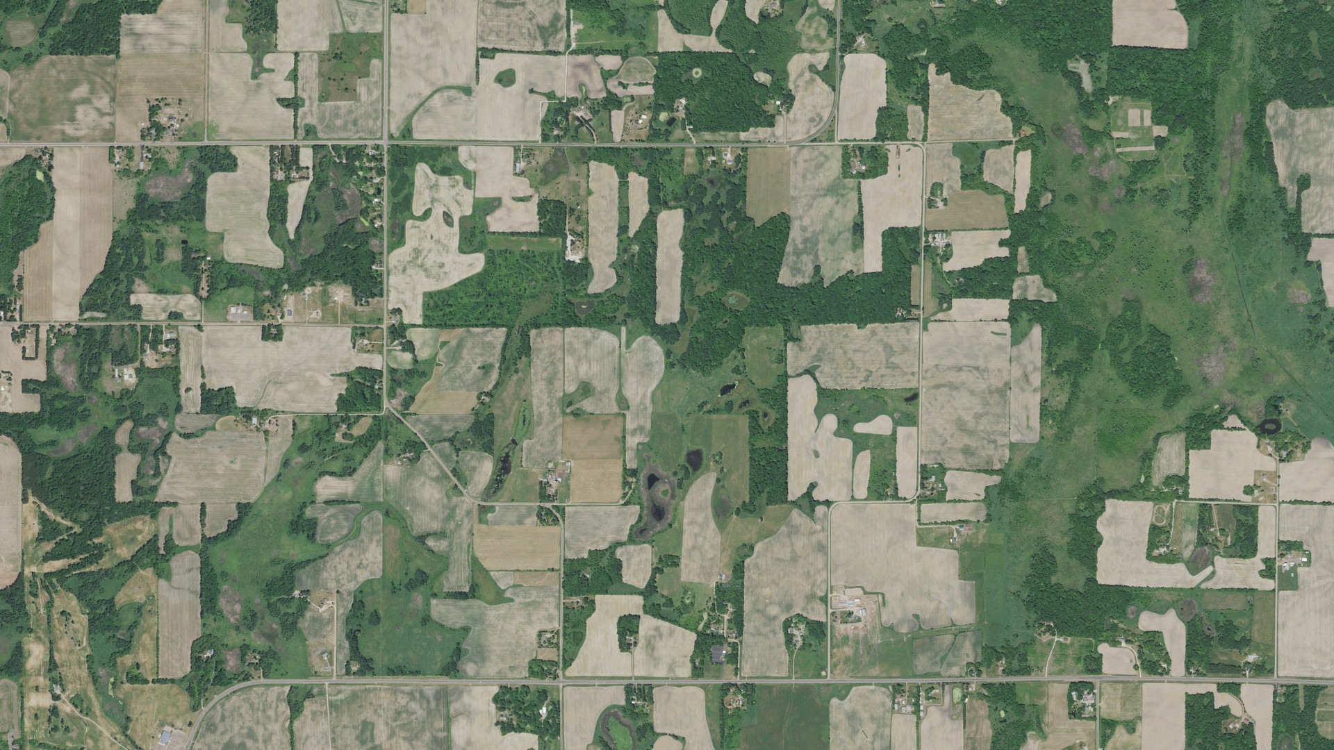 Aerial view of land around Isanti, Minnesota