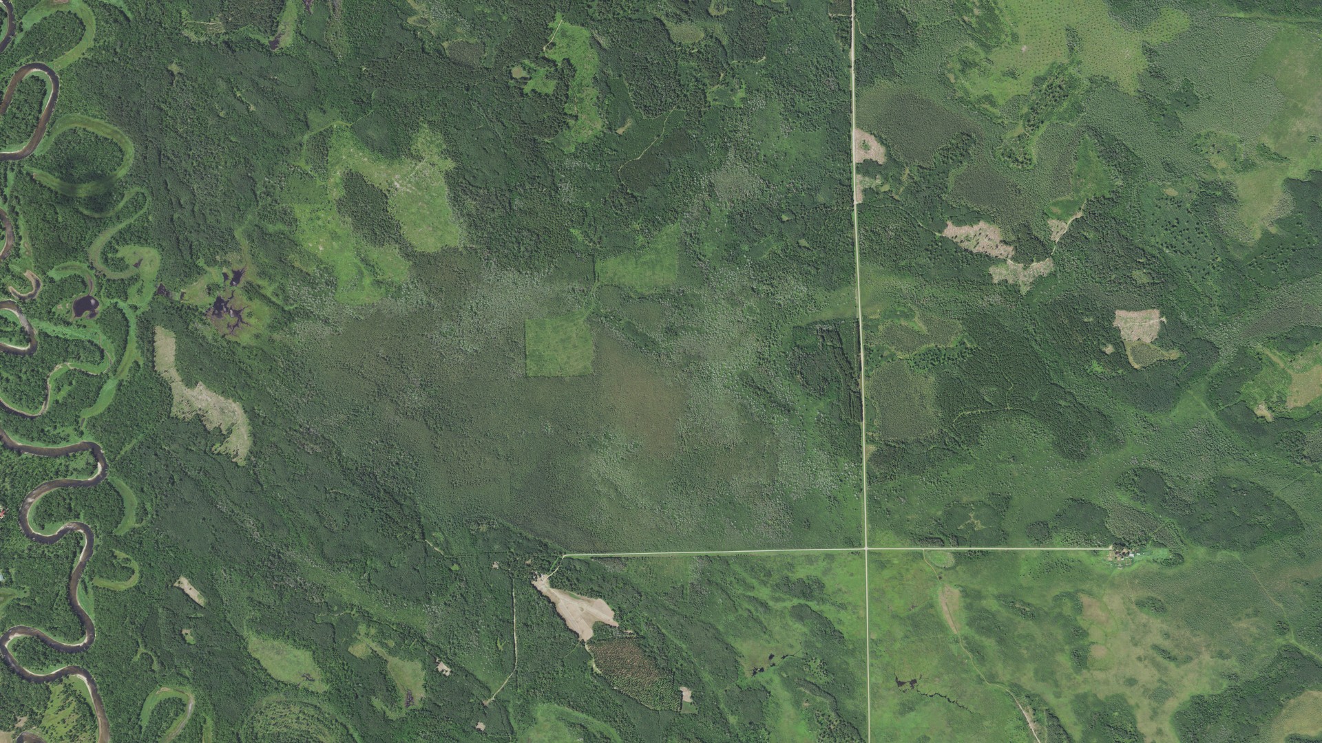 Aerial view of land around Splithand, Minnesota