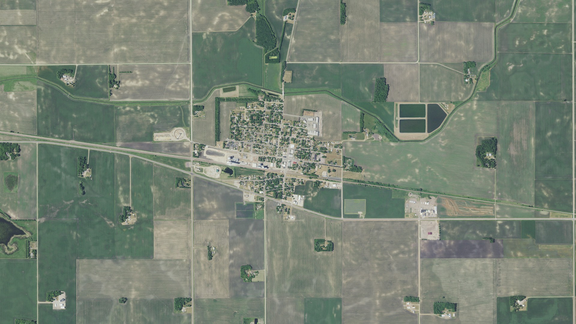 Natural-color aerial photograph of land around Buffalo Lake, Minnesota