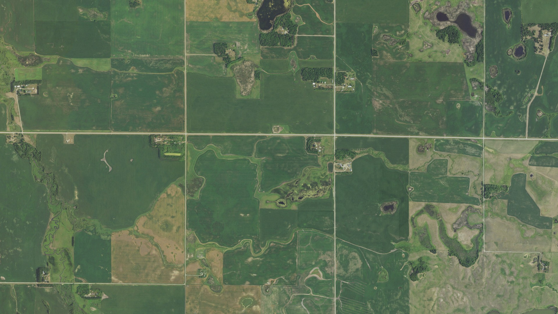 Natural-color aerial photograph of land around Rosedale, Minnesota