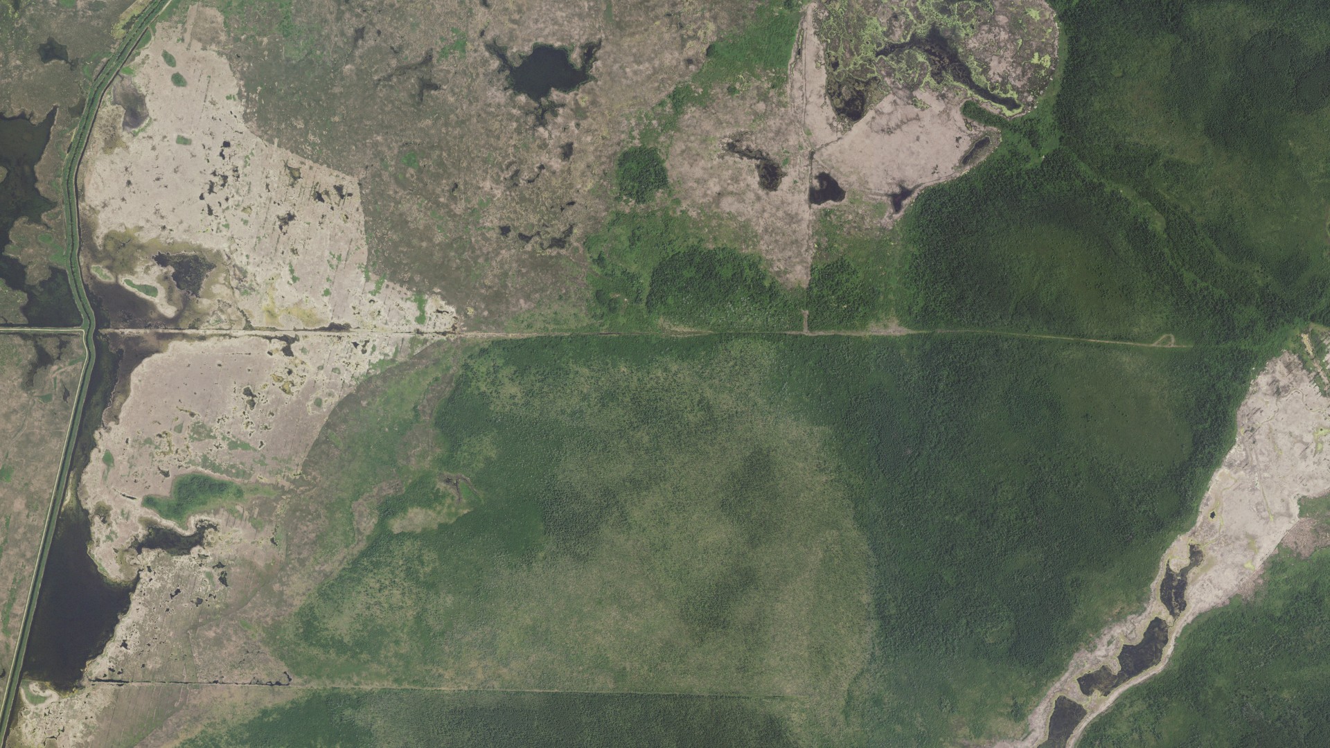 Aerial view of land around Whiteford, Minnesota