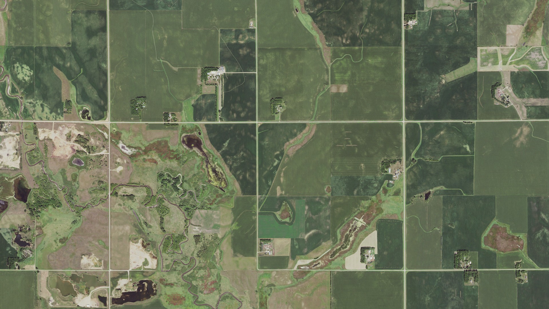 Aerial view of land around Des Moines River, Minnesota