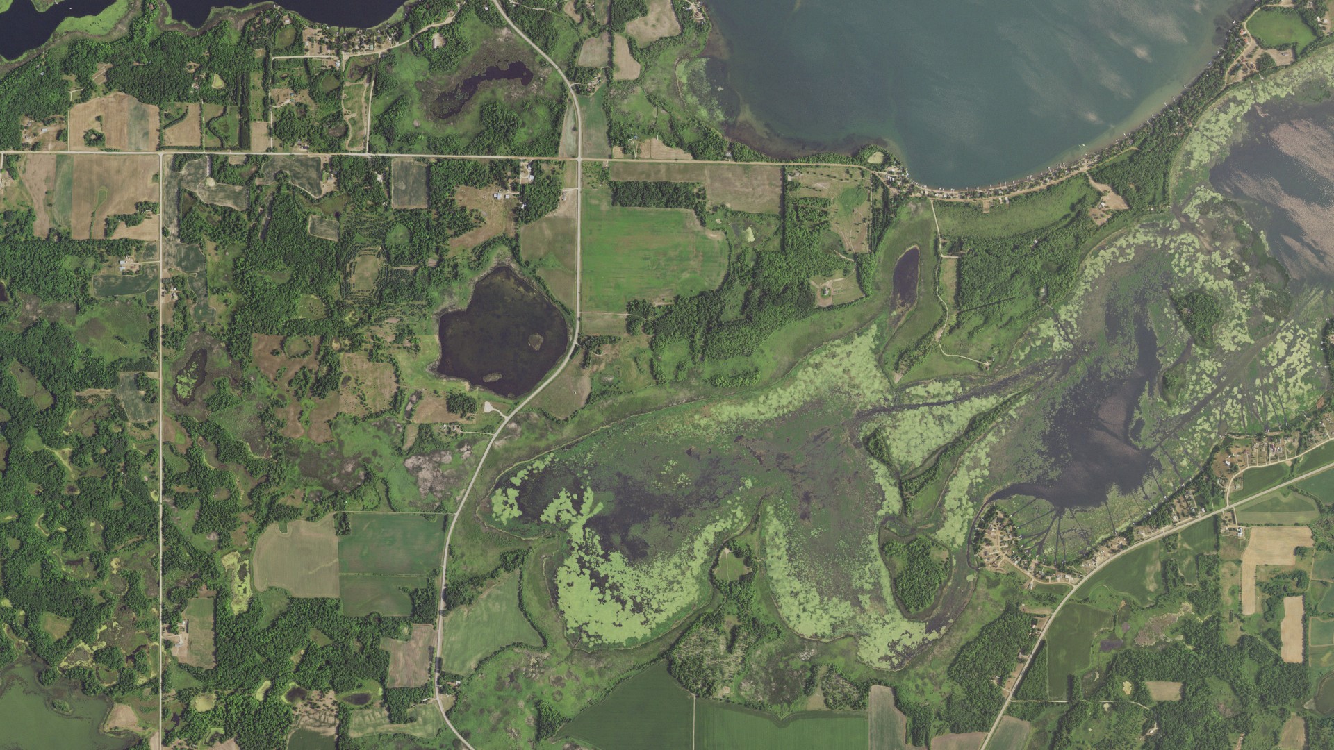 Natural-color aerial photograph of land around Star Lake, Minnesota