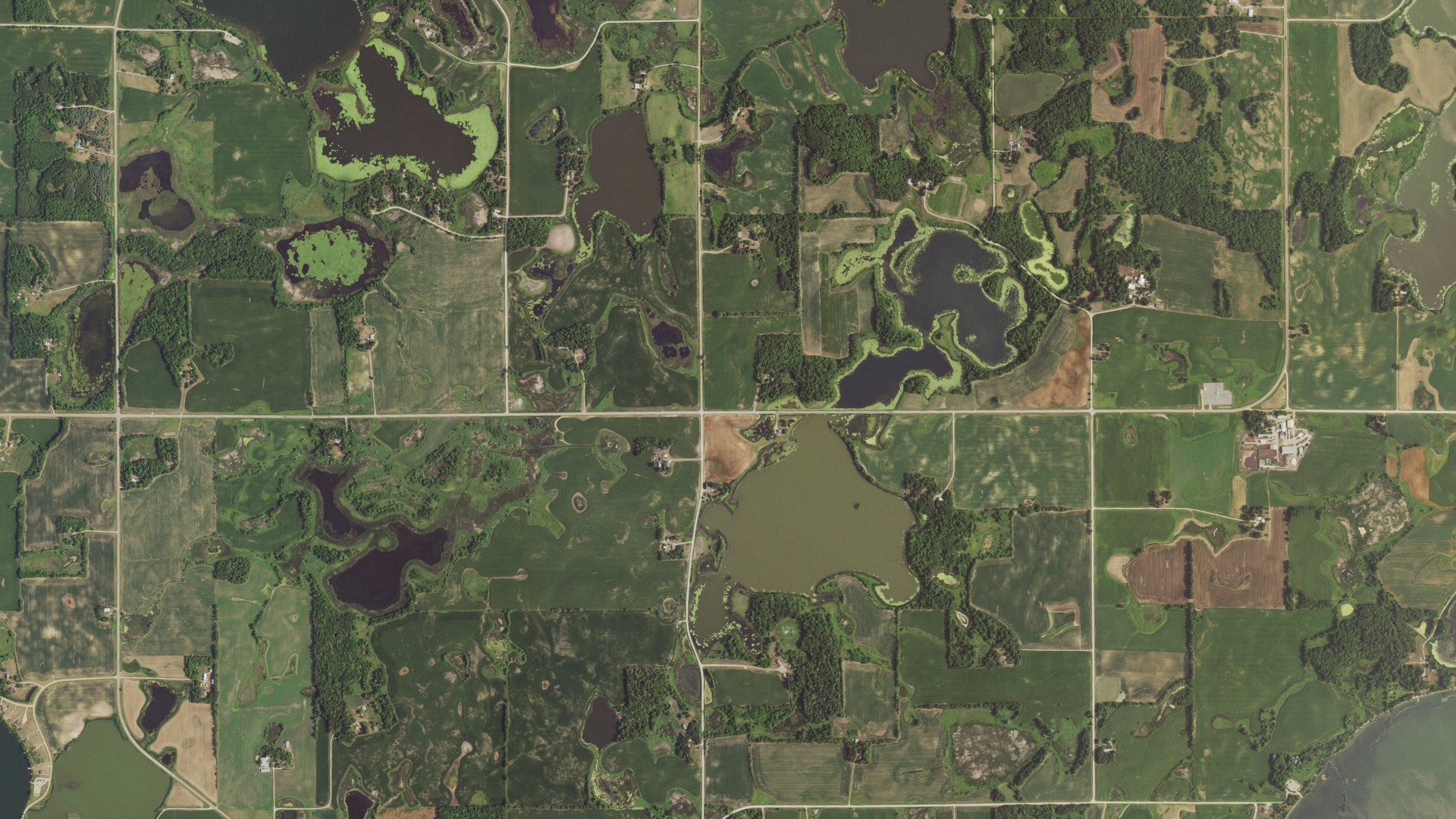 Natural-color aerial photograph of land around Sverdrup, Minnesota