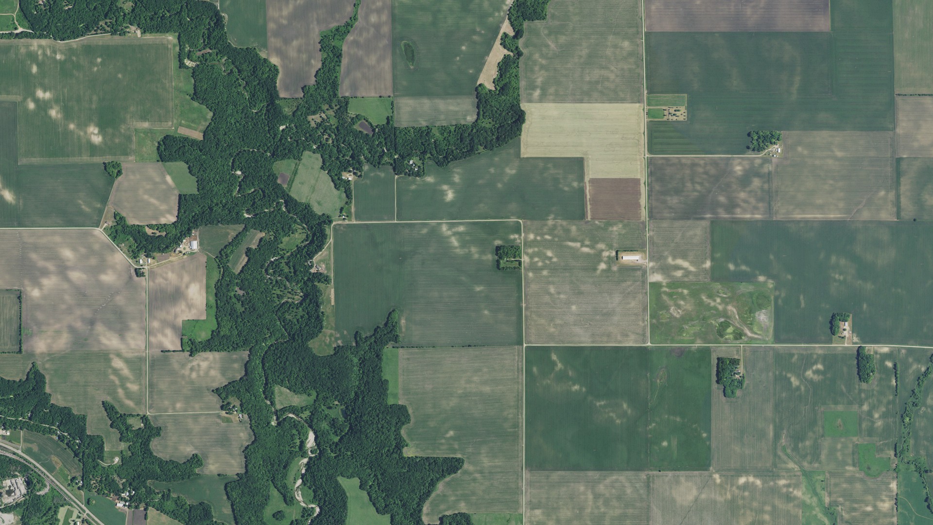 Natural-color aerial photograph of land around Birch Cooley, Minnesota