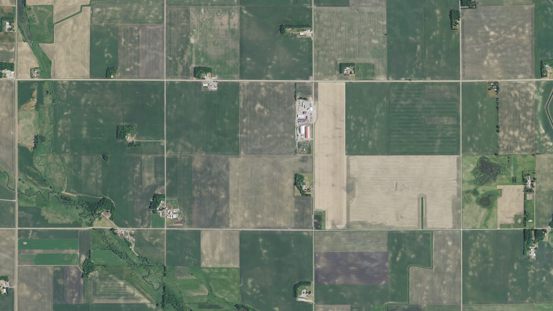 Natural-color aerial photograph of land around Troy, Minnesota