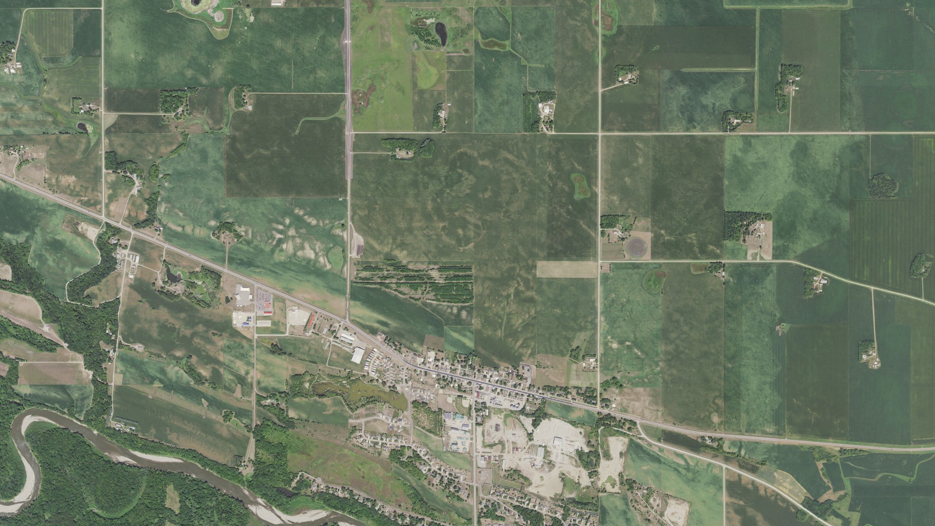 Aerial view of land around Courtland, Minnesota