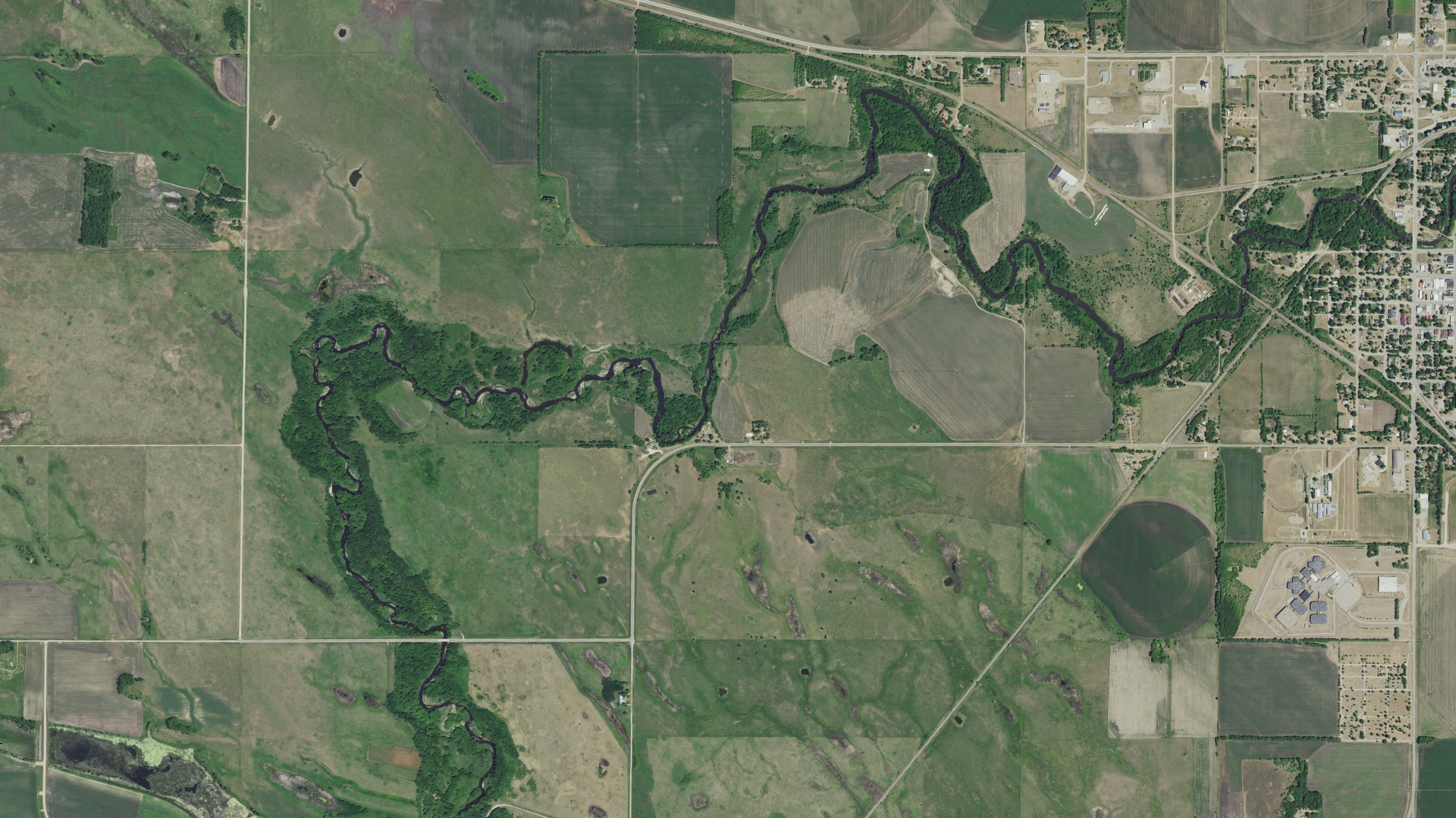Aerial view of land around Appleton, Minnesota
