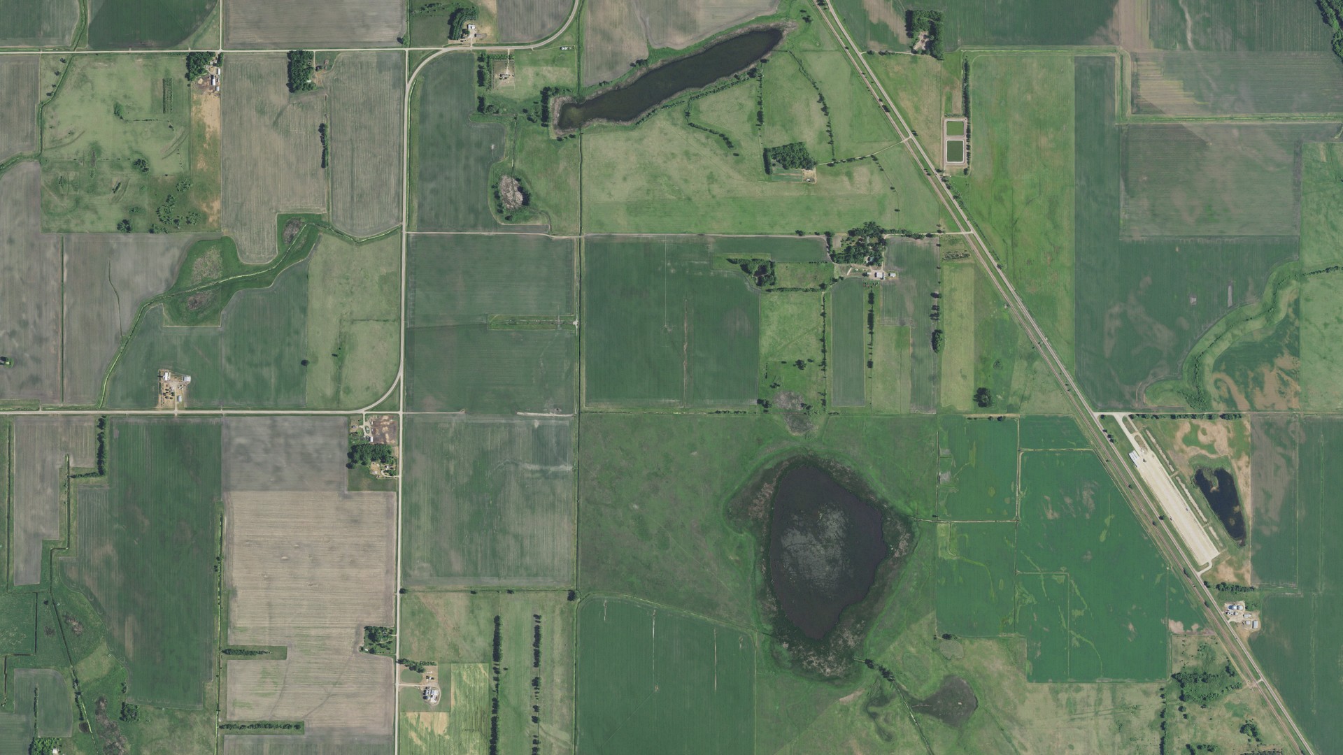 Natural-color aerial photograph of land around Clontarf, Minnesota