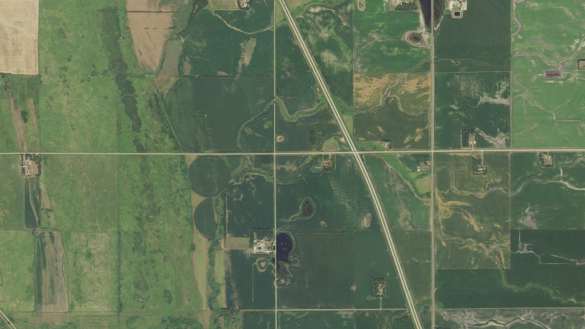 Natural-color aerial photograph of land around Prairie View, Minnesota