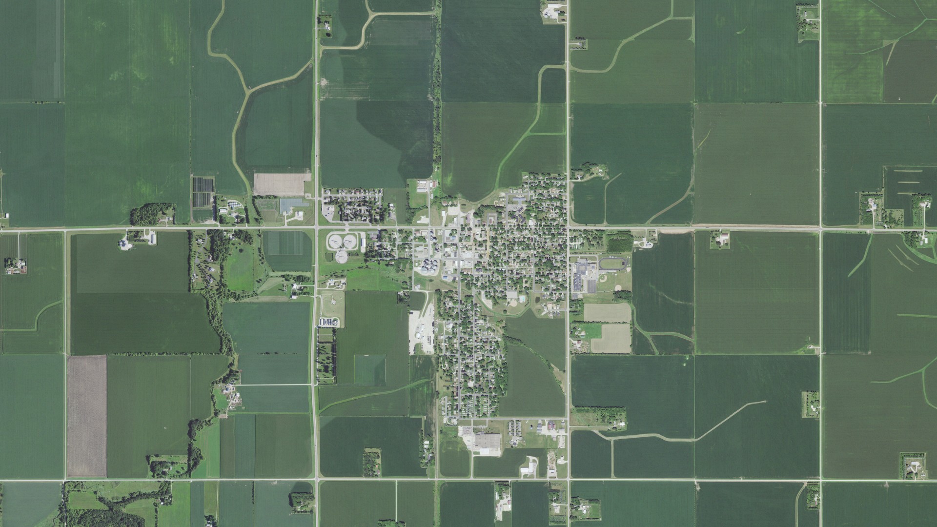 Aerial view of land around Hayfield, Minnesota