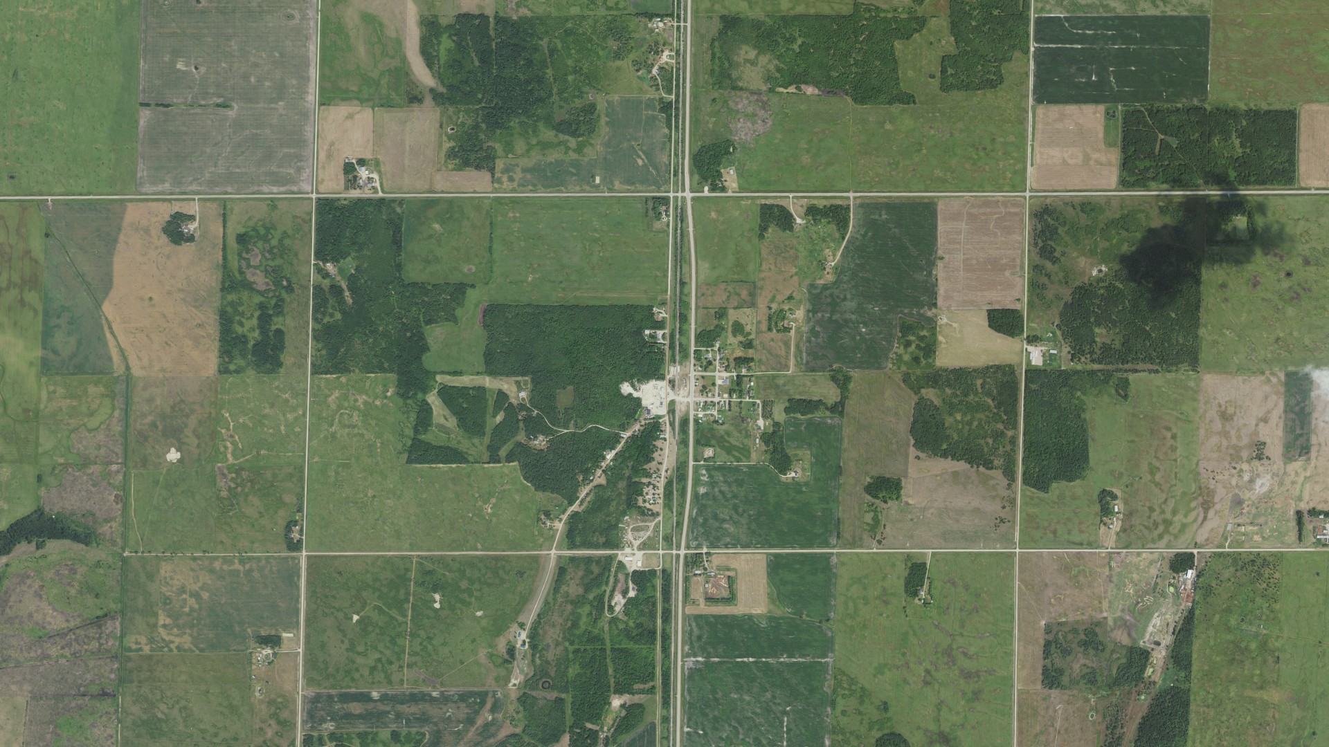 Natural-color aerial photograph of land around Holt, Minnesota