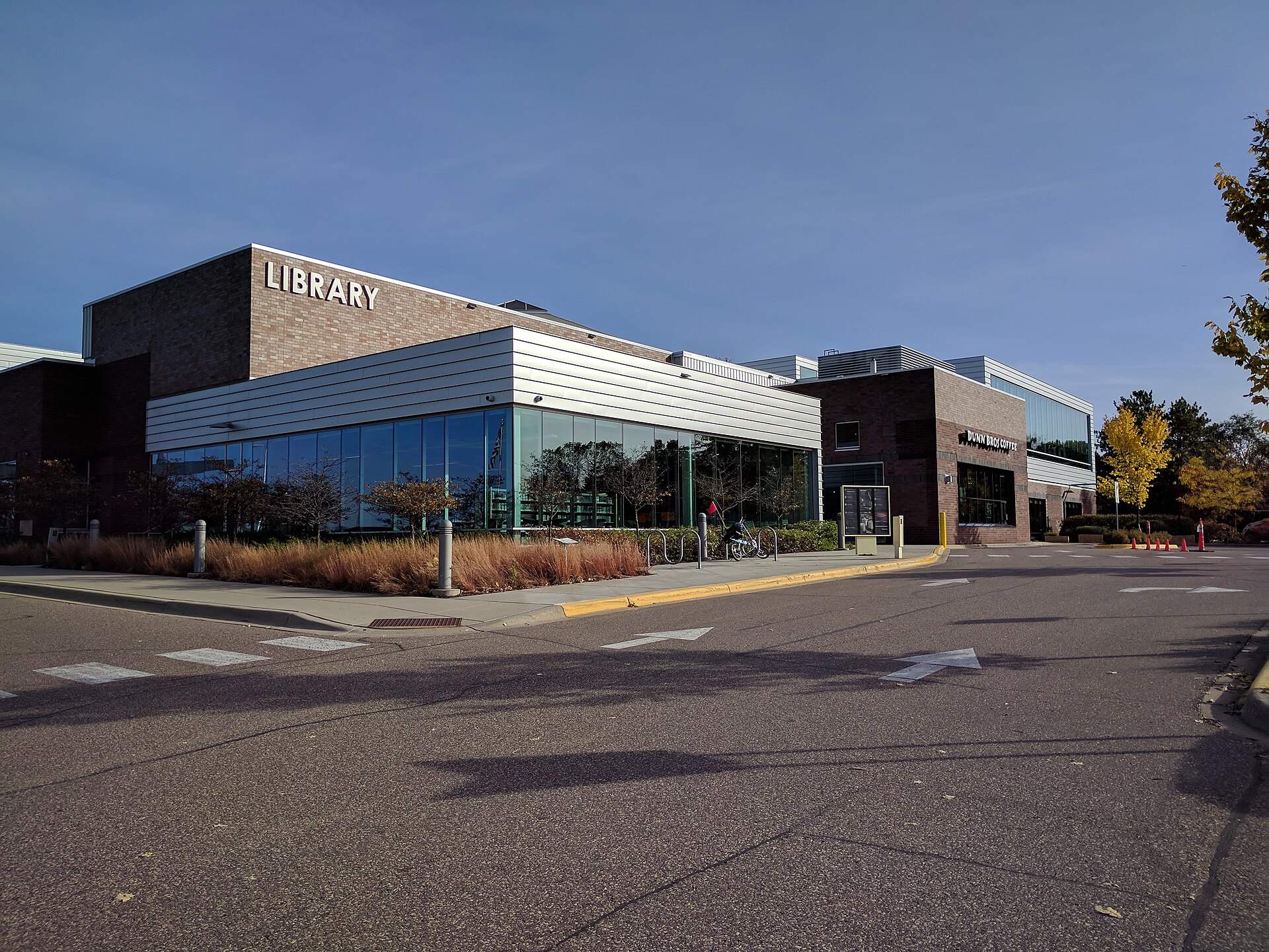 Ramsey County Library-Roseville — Minnesota