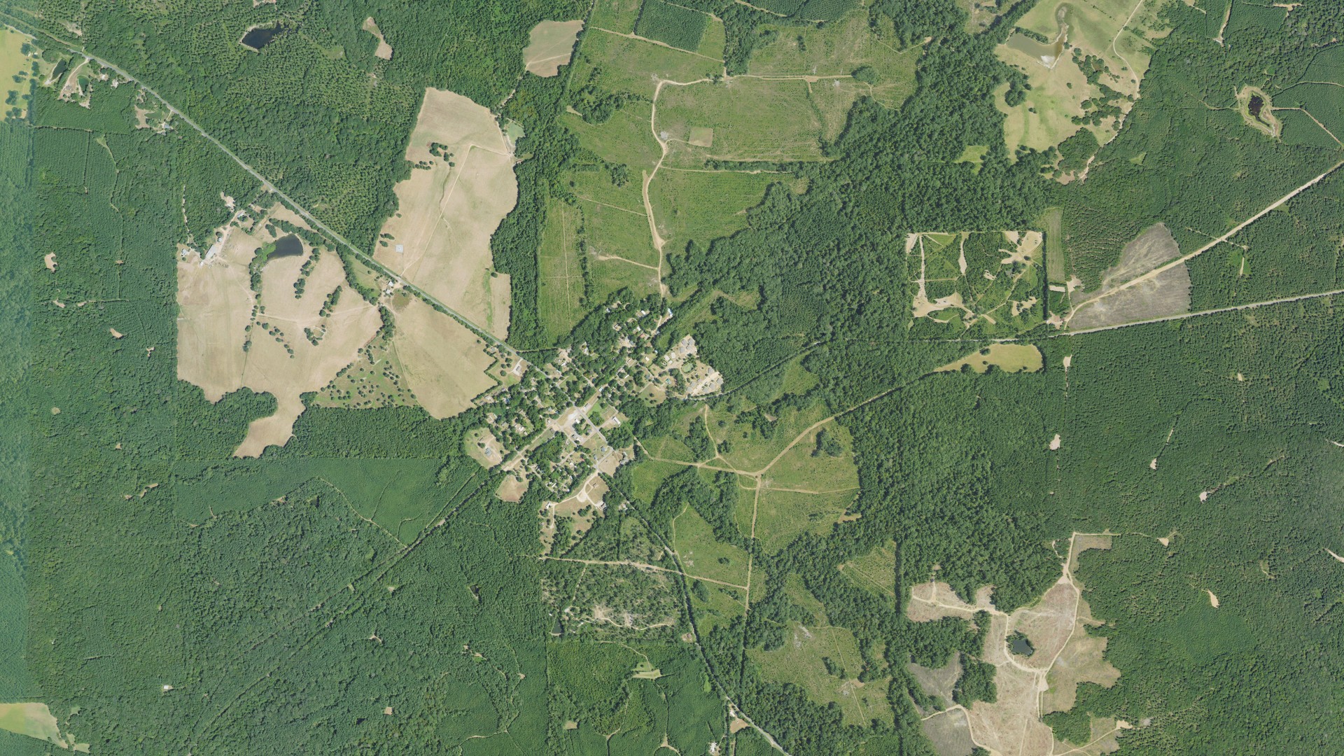 Natural-color aerial photograph of land around Pattison, Mississippi
