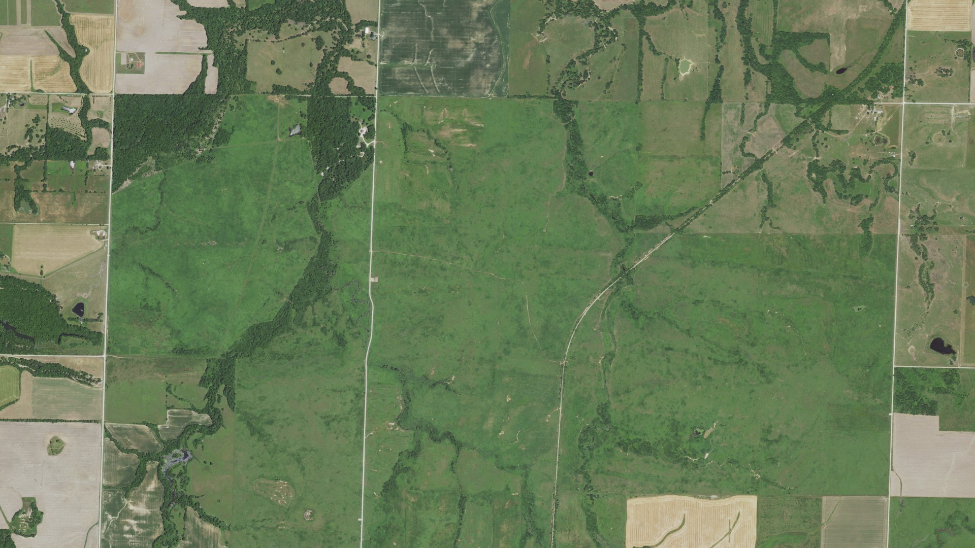 Aerial view of land around Ozark, Missouri