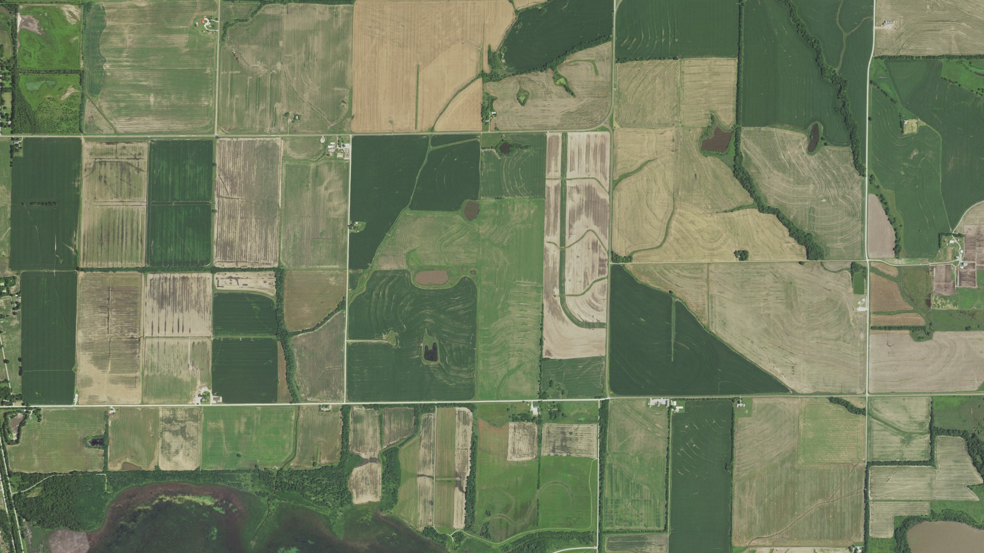 Natural-color aerial photograph of land around Cunningham, Missouri