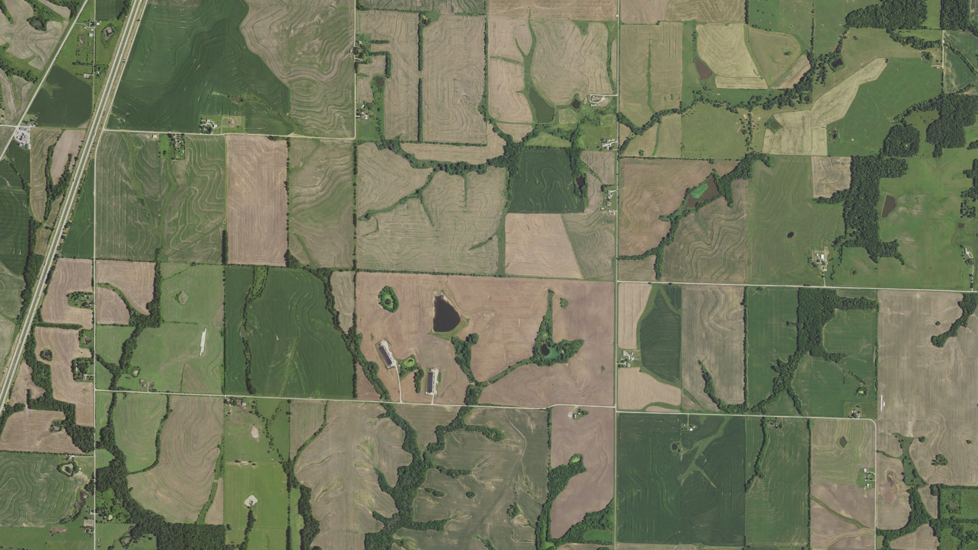 Aerial view of land around Colfax, Missouri