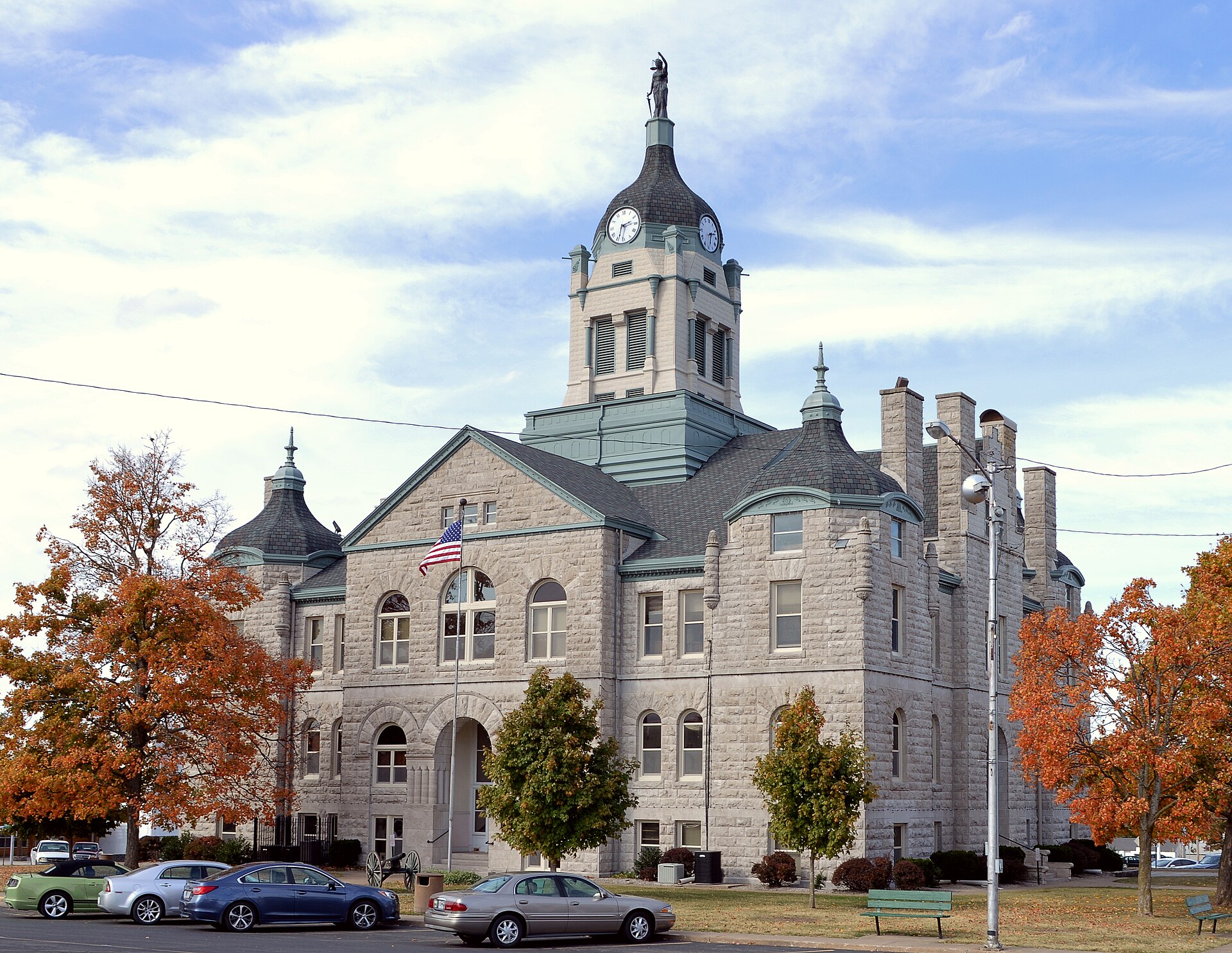 Lawrence County, Missouri, courthouse in Mount Vernon